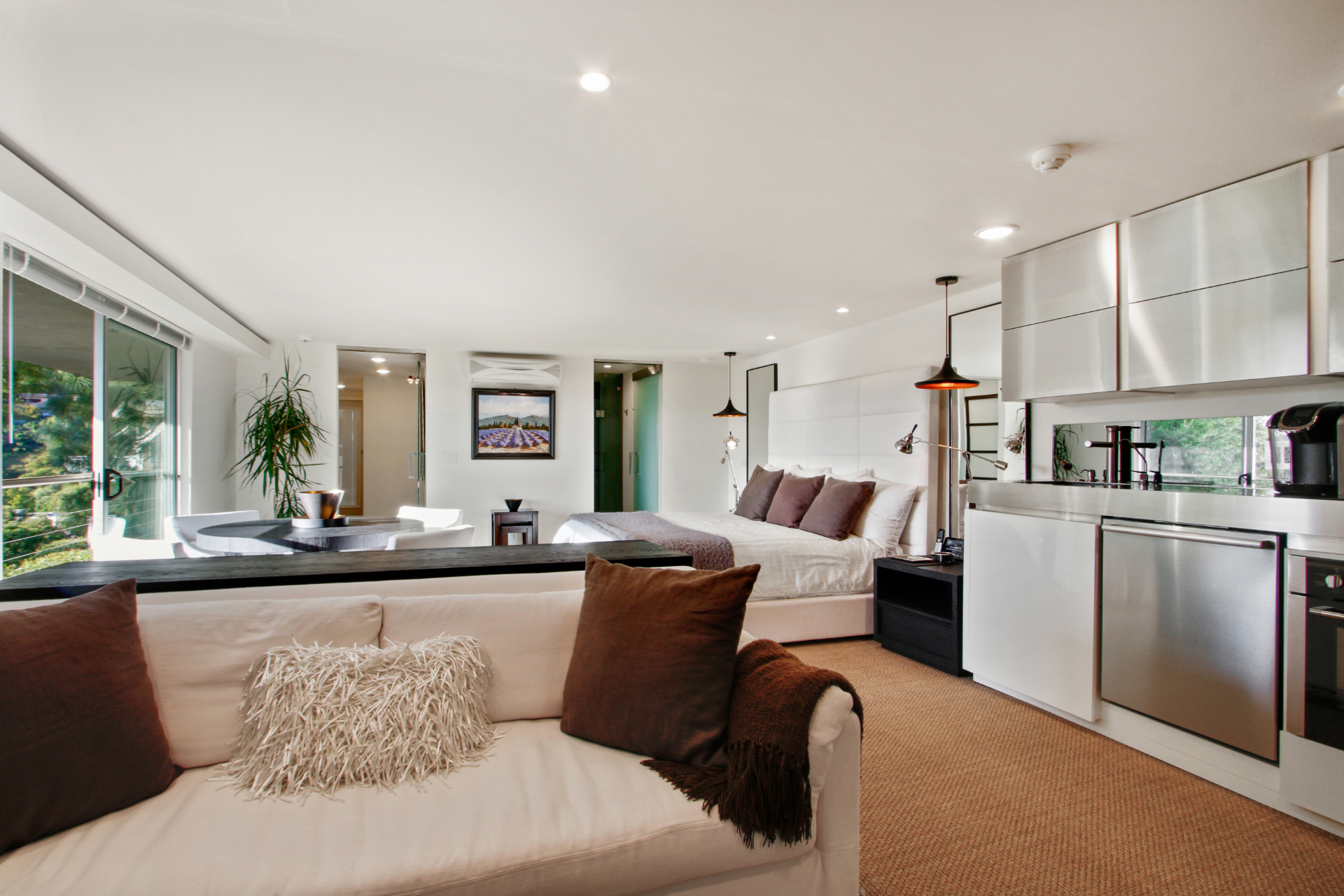 The Beverly Aura | Photo 31