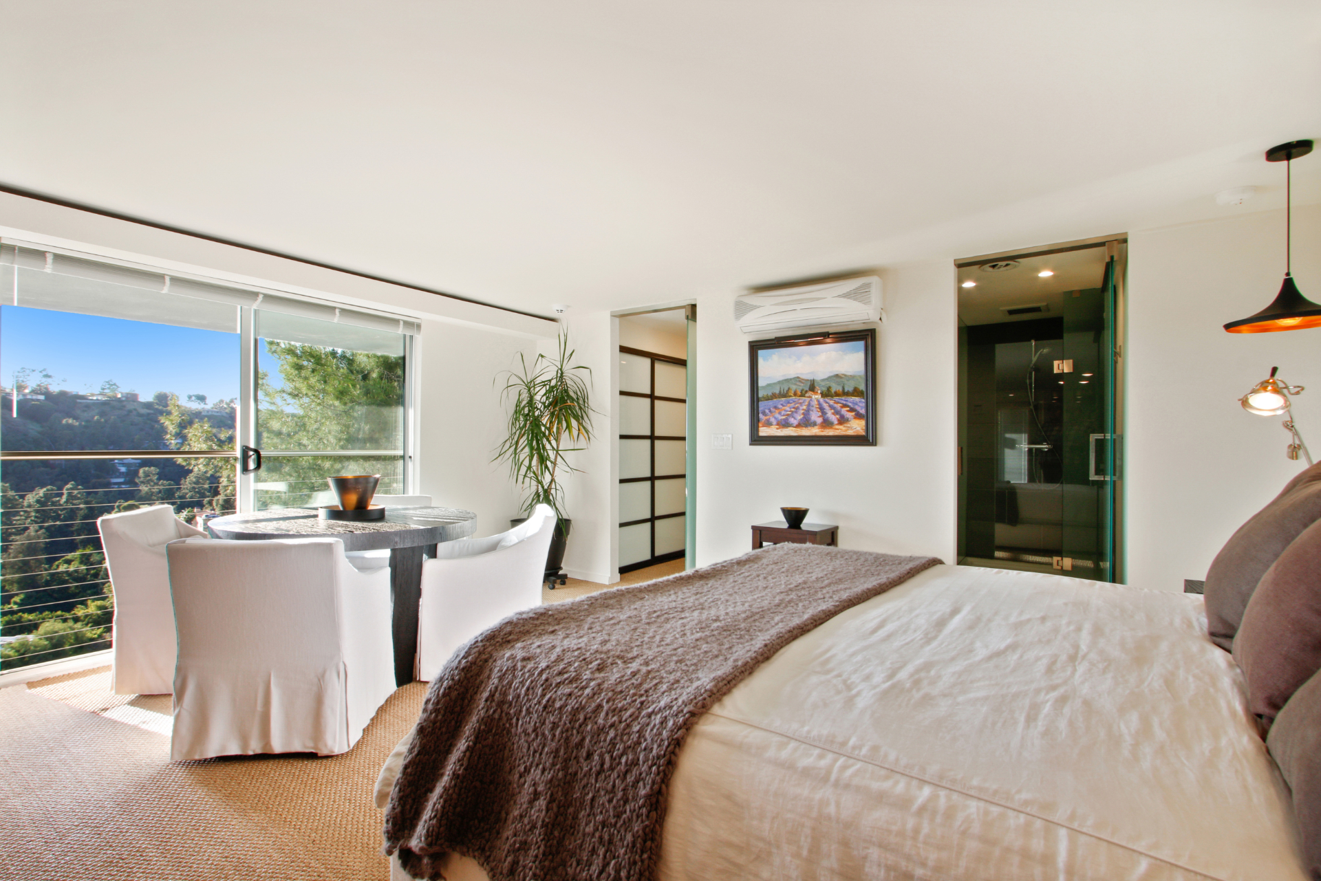 The Beverly Aura | Photo 29