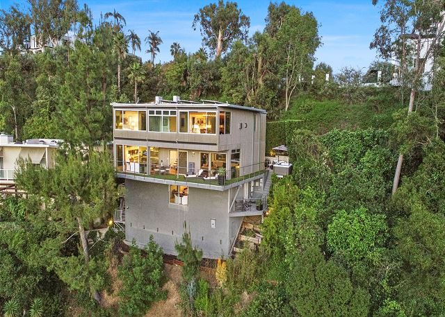 Featured Property Beverly Horizon