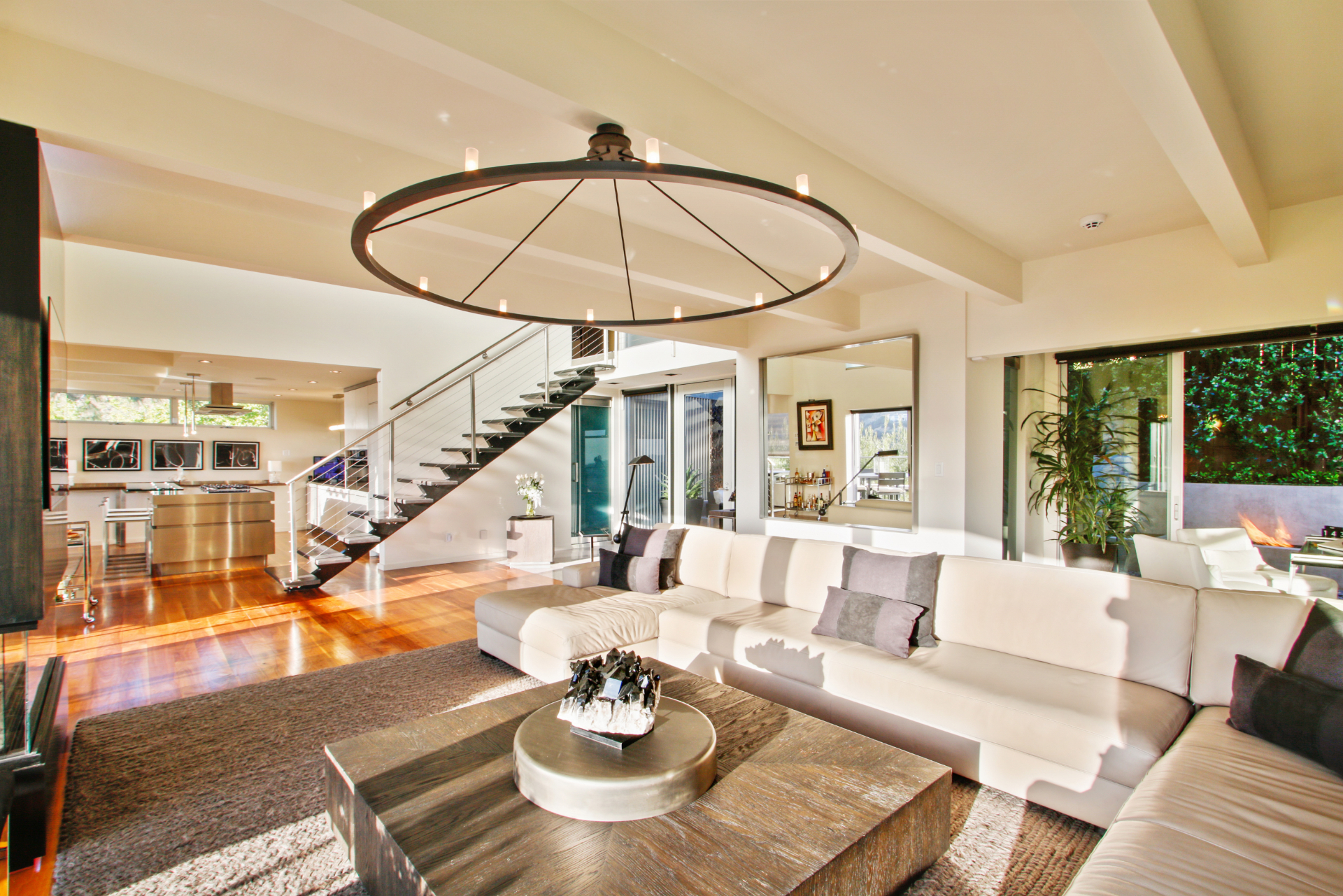 The Beverly Aura | Photo 12