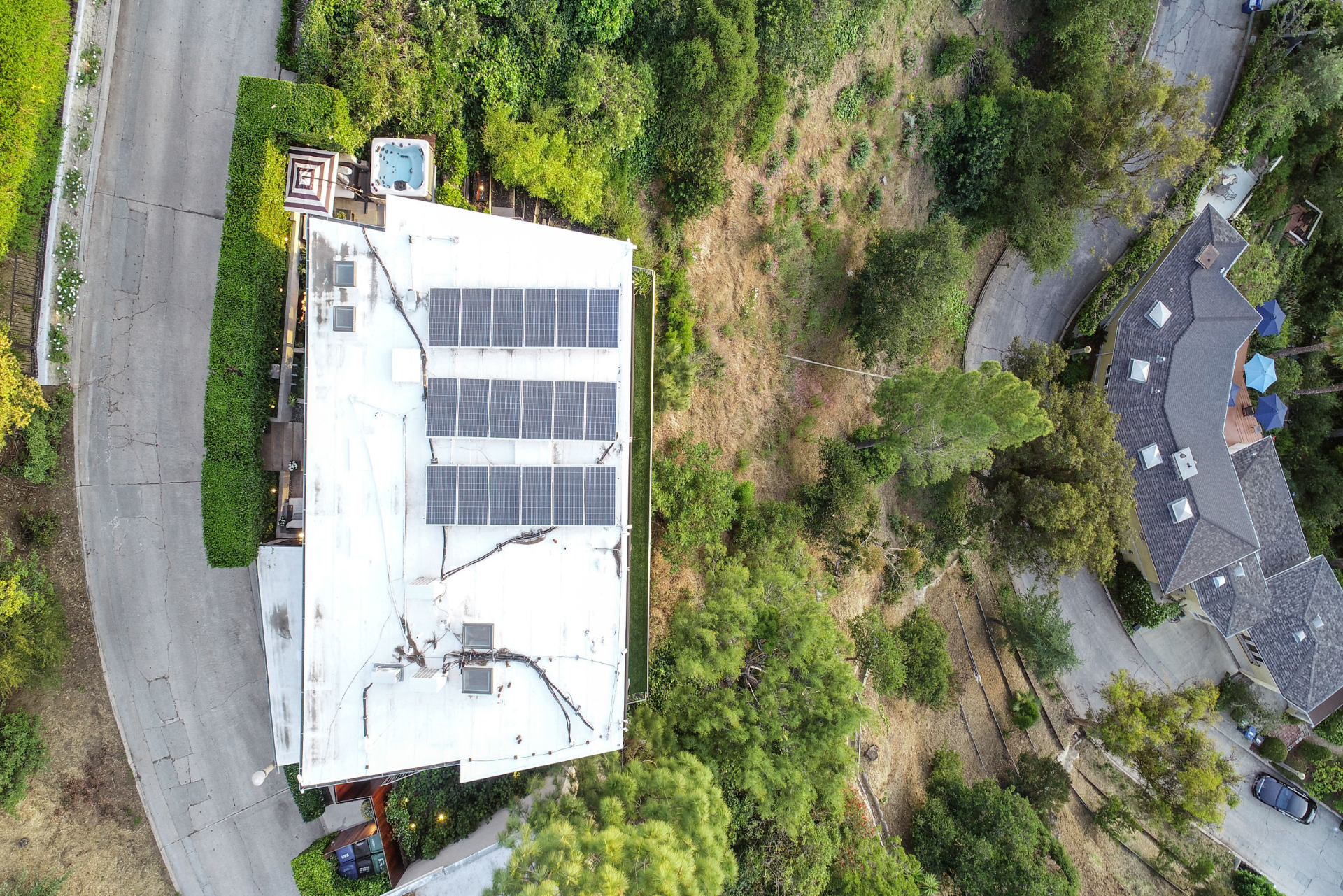 The Beverly Aura | Photo 60