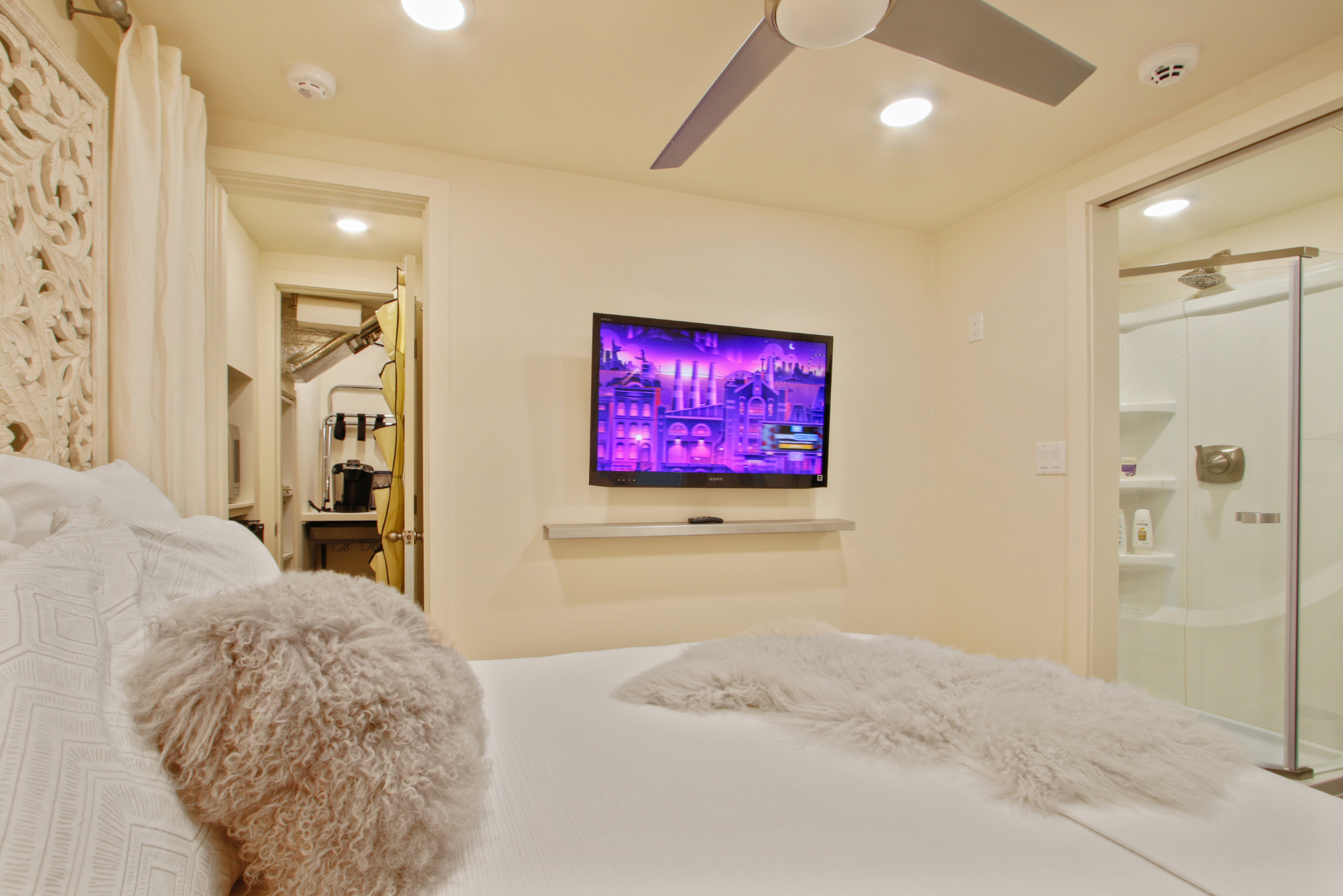 The Beverly Aura | Photo 35