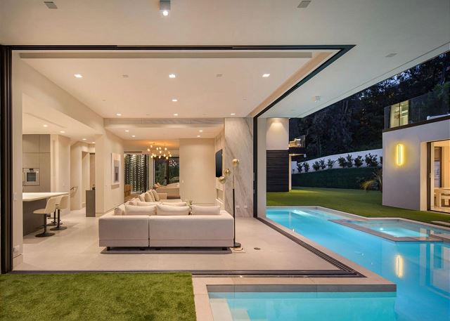 Featured Property Stone Canyon