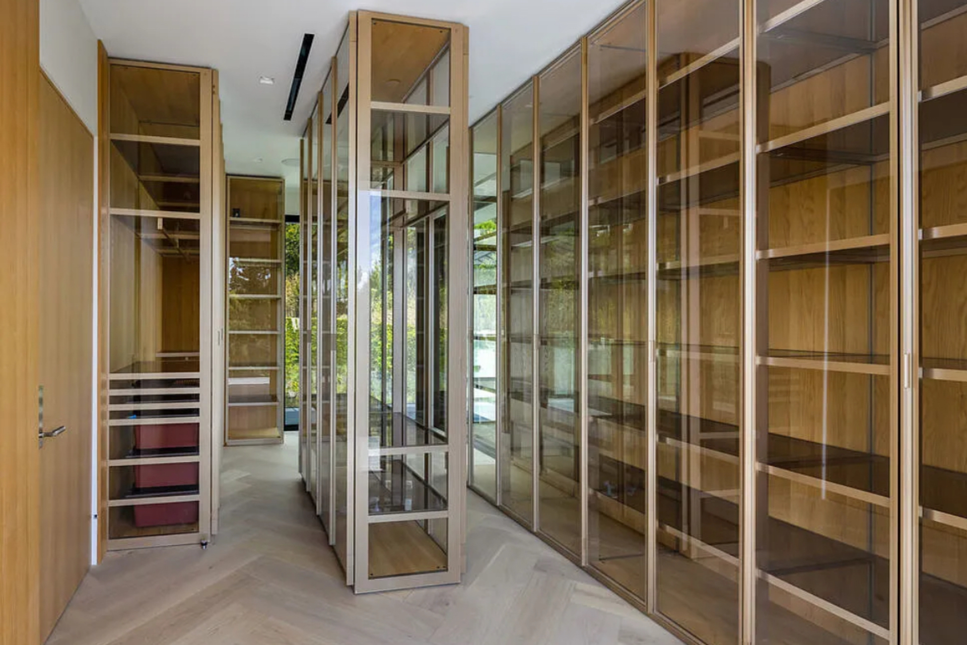 Kent Villa | Photo 23