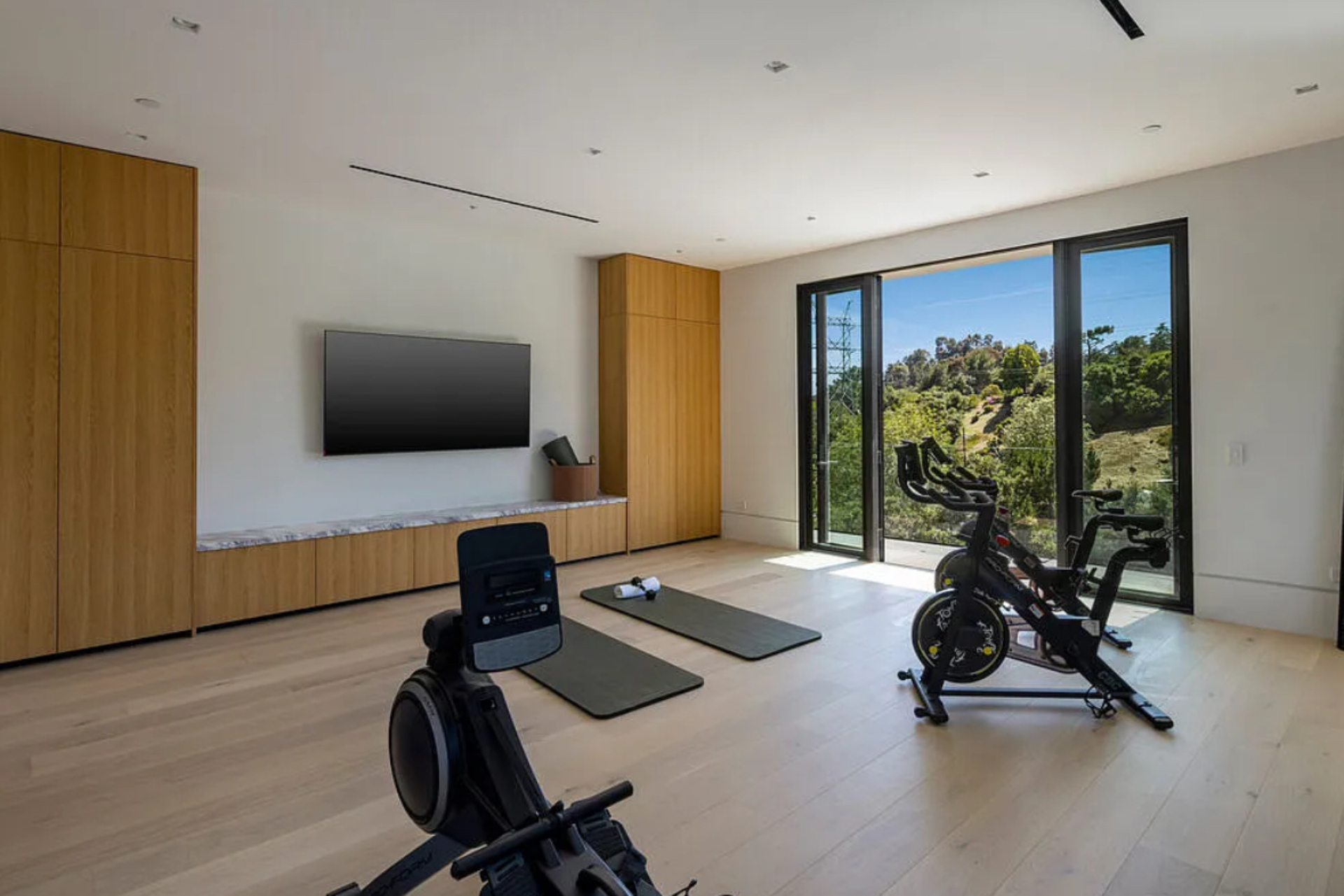 Kent Villa | Photo 25