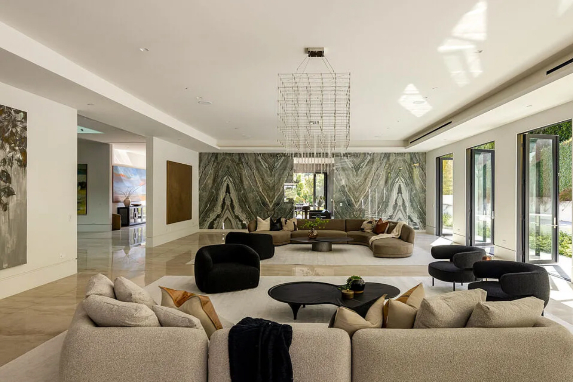 Kent Villa | Photo 8