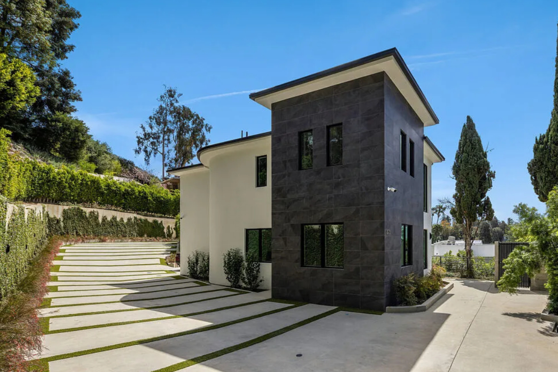 Kent Villa | Photo 32