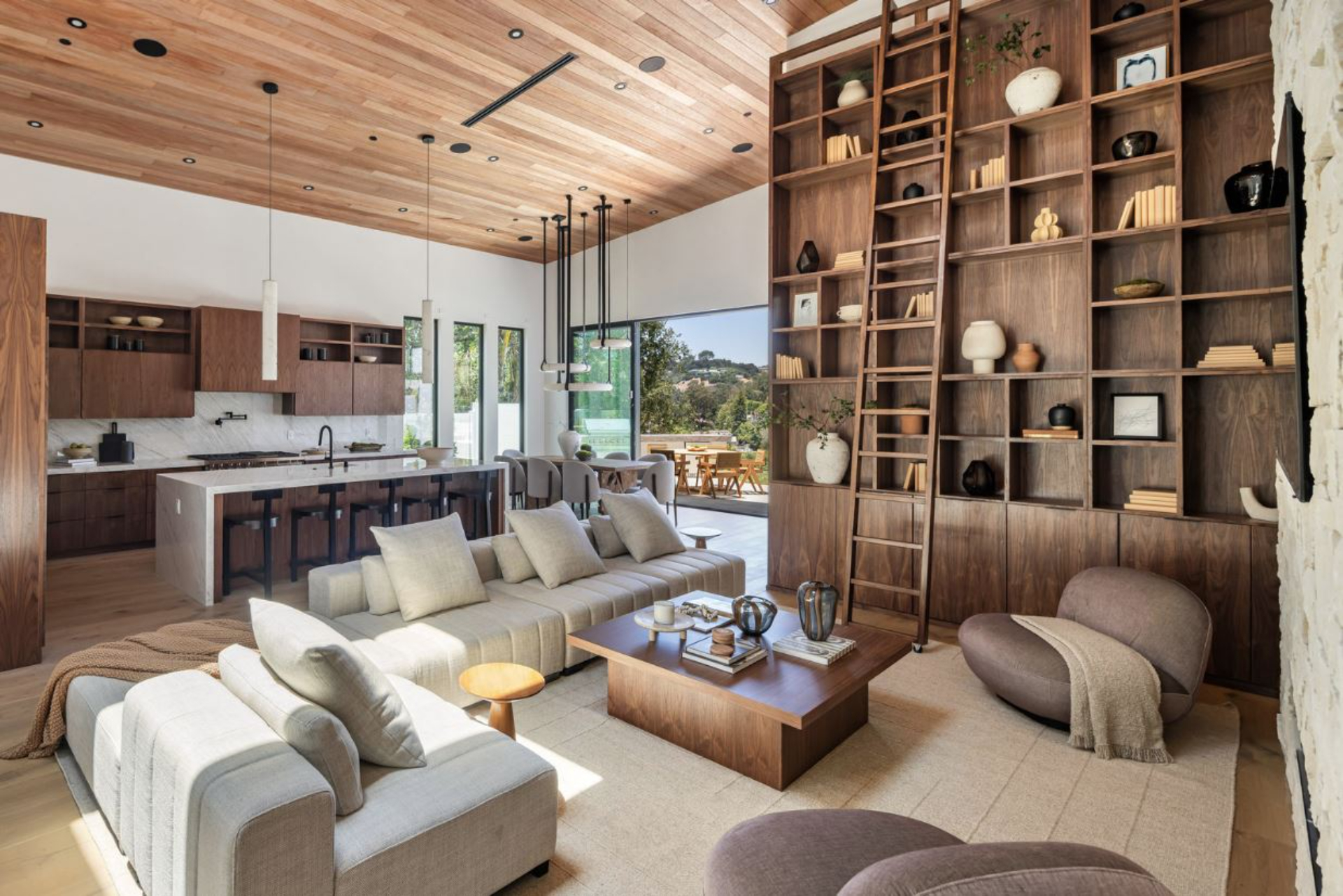 Arby Crest | Photo 16