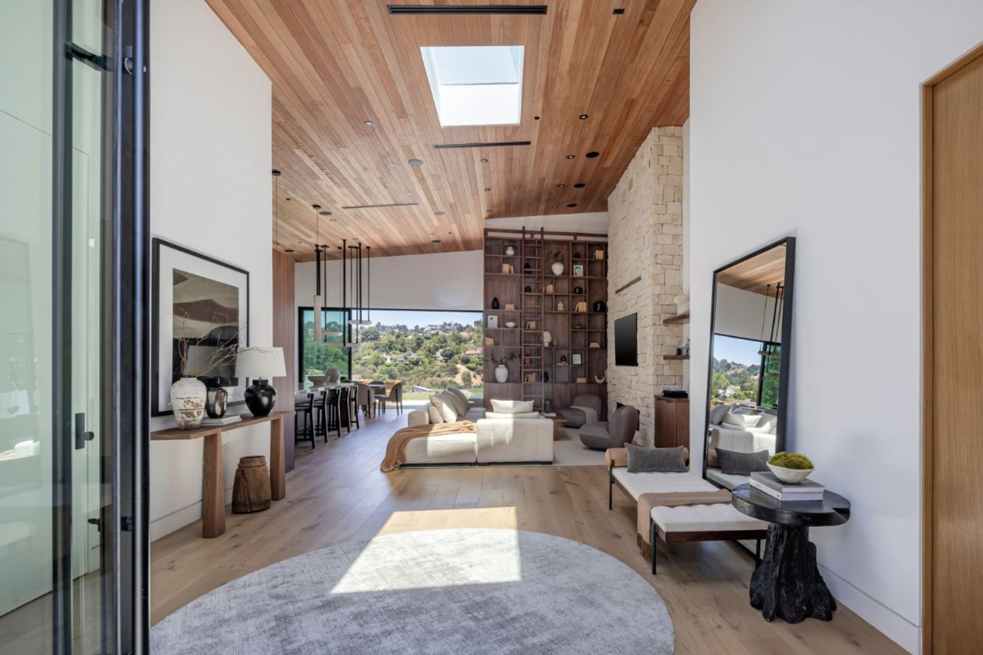 Arby Crest | Photo 9