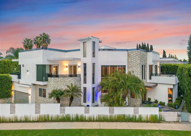 Featured Property Colgate Vantage