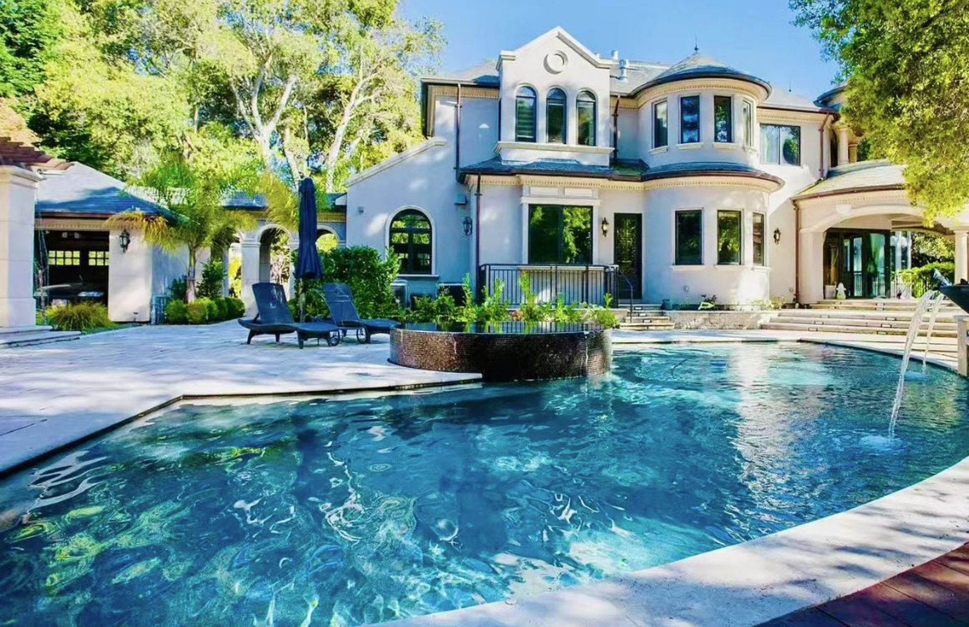 Almendral Estate | Photo 5