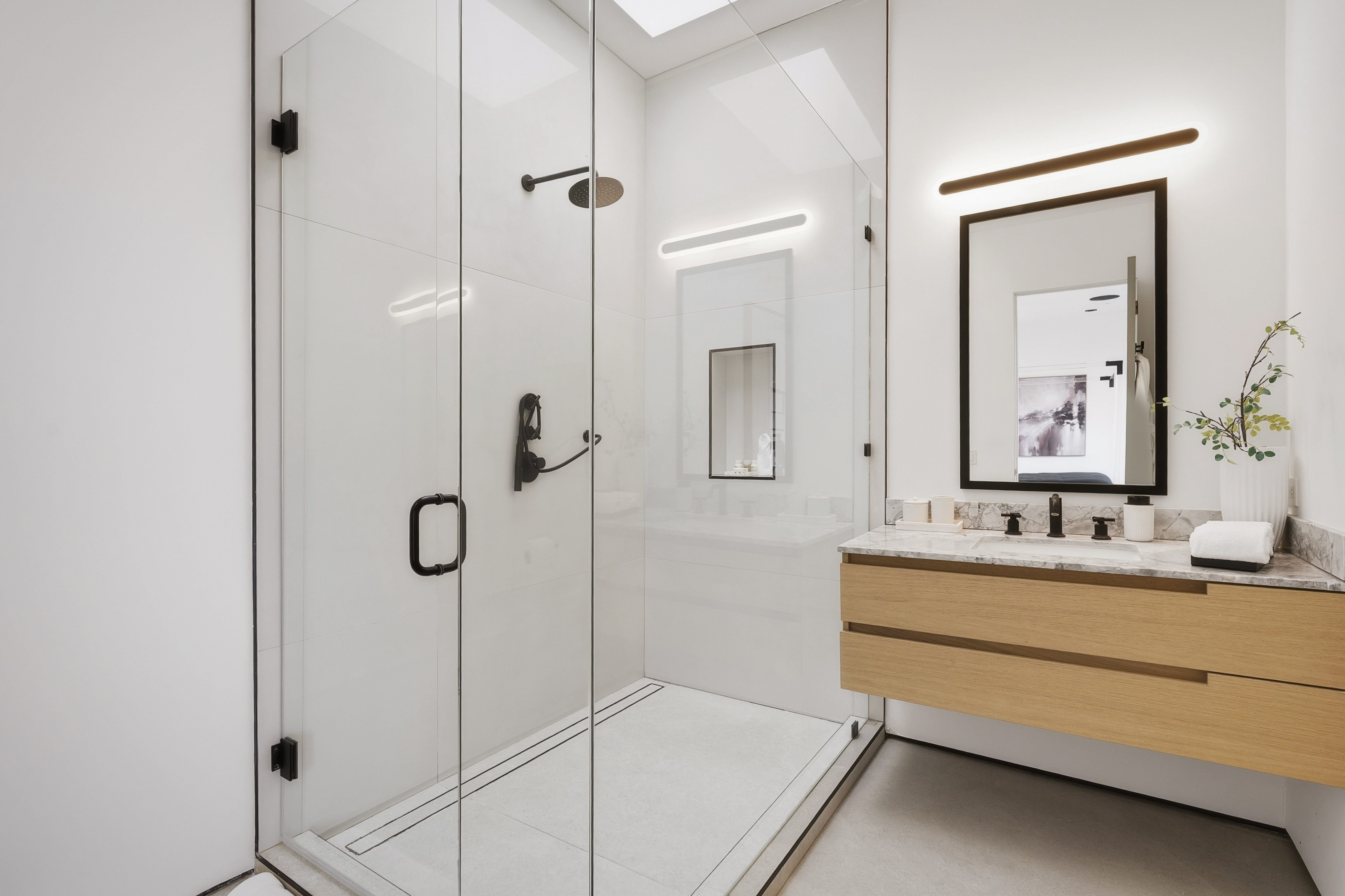 Mulholland Summit | Photo 40