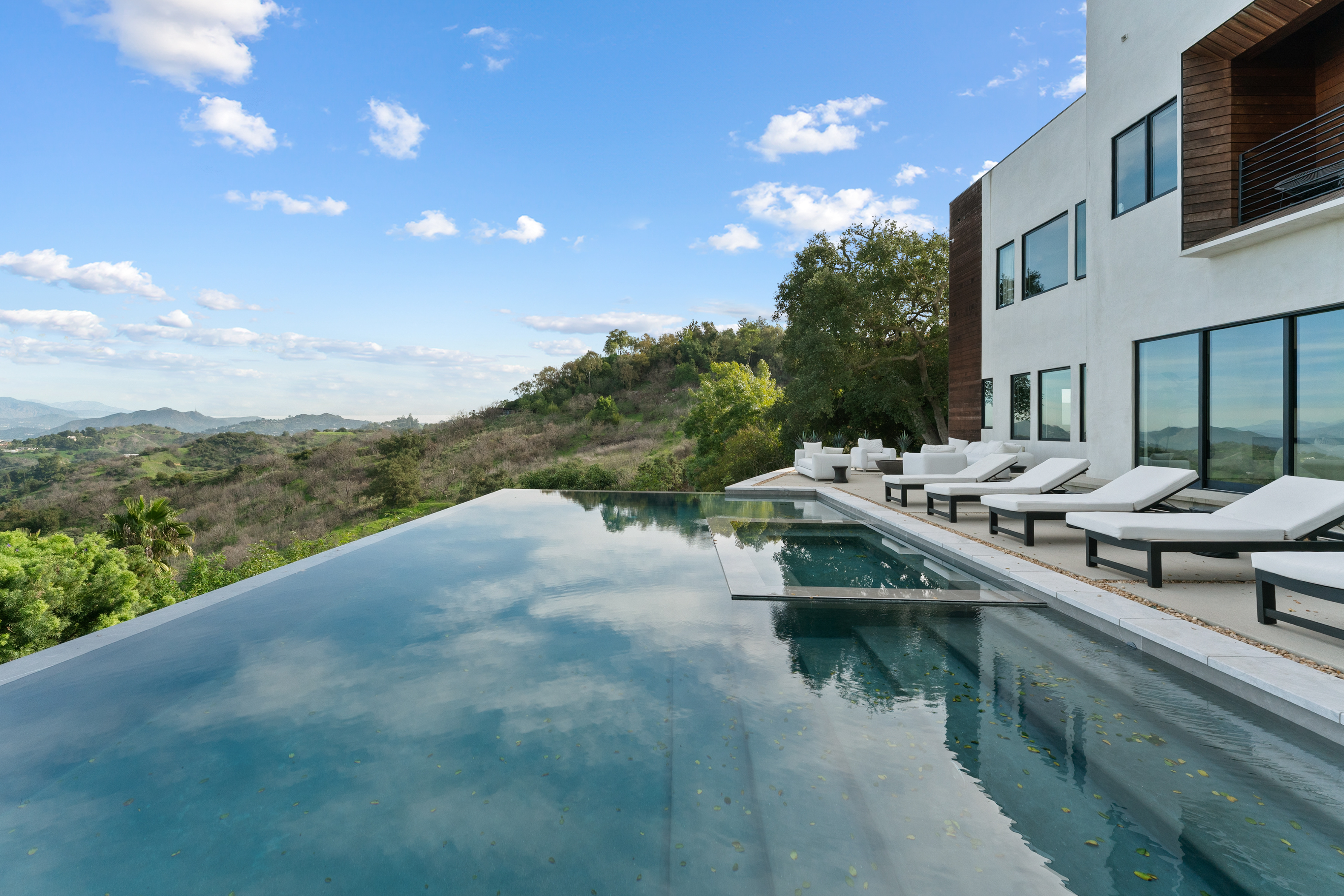 Mulholland Summit | Photo 75