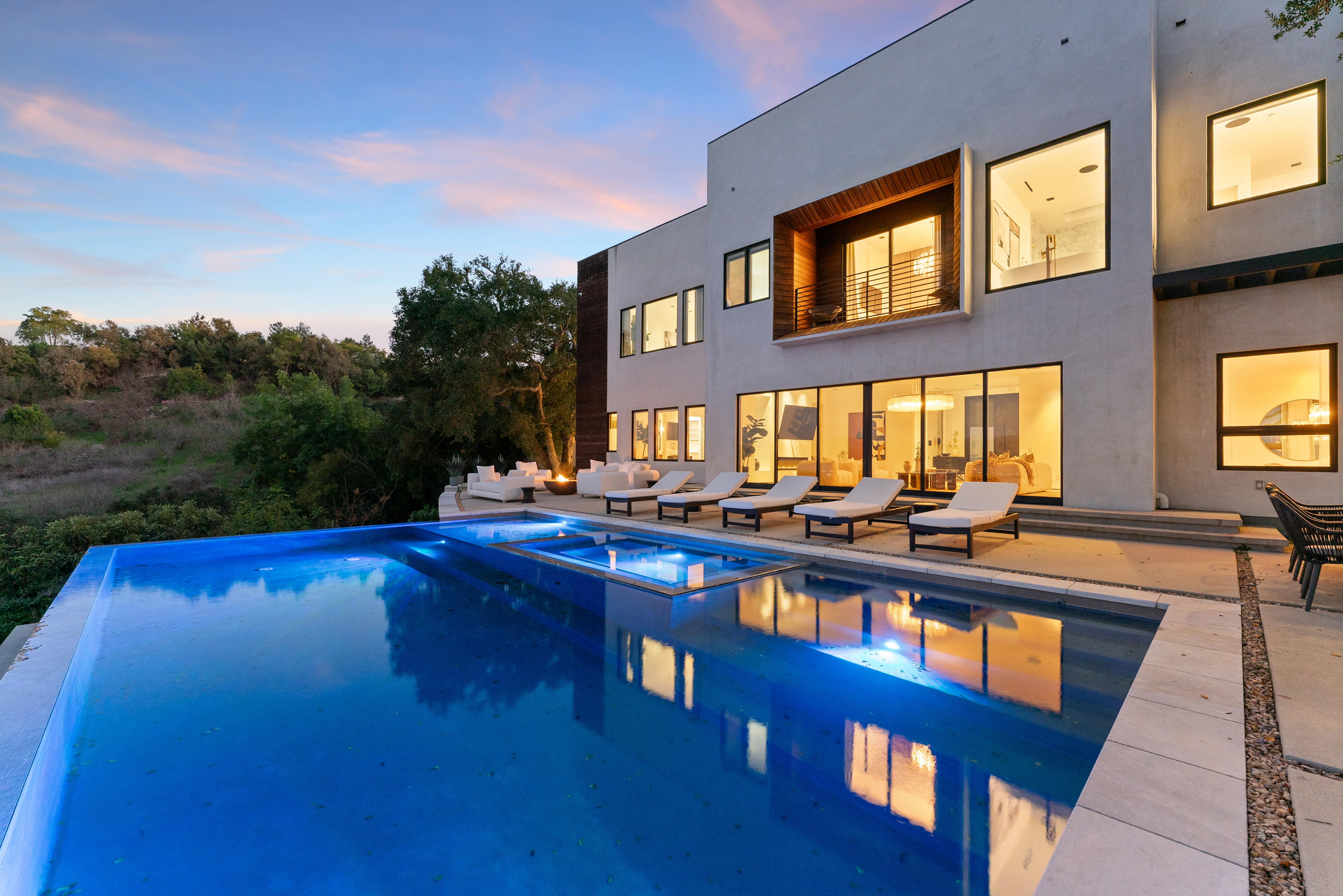 Mulholland Summit | Photo 79