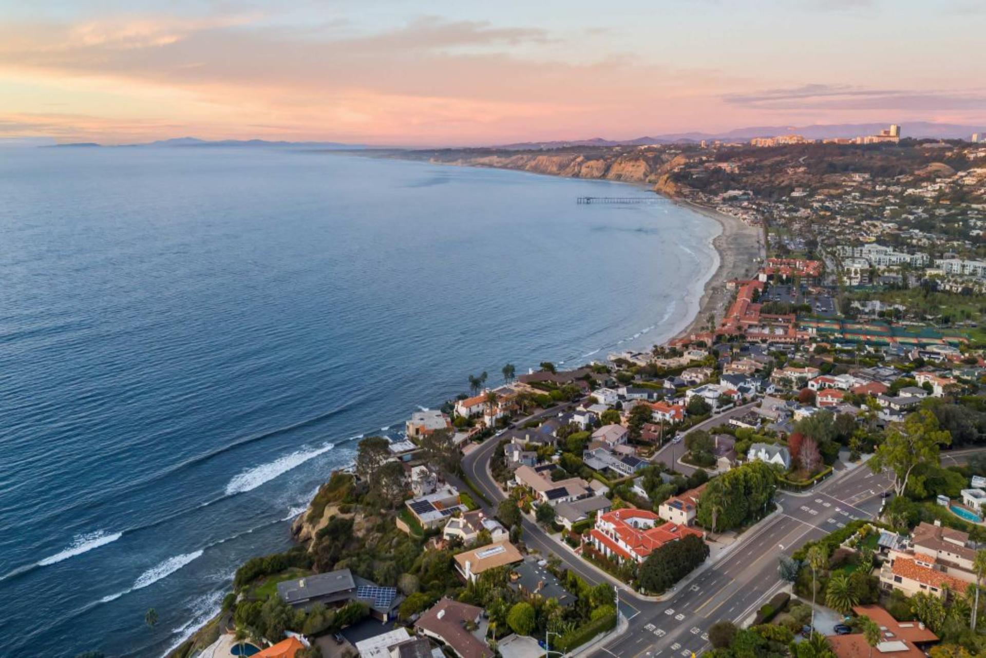 La Jolla Luxe Shores Retreat | Photo 70