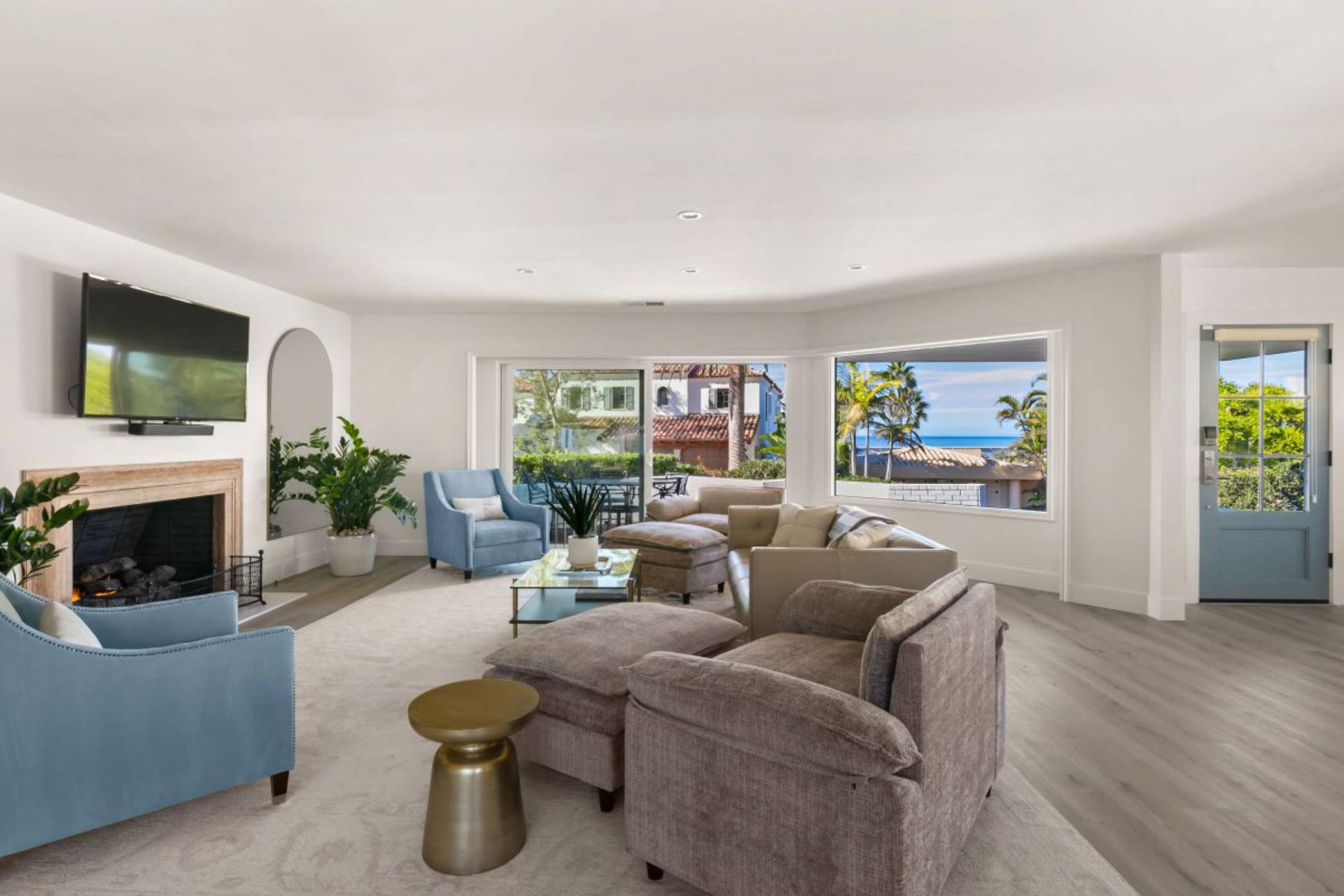 La Jolla Luxe Shores Retreat | Photo 5