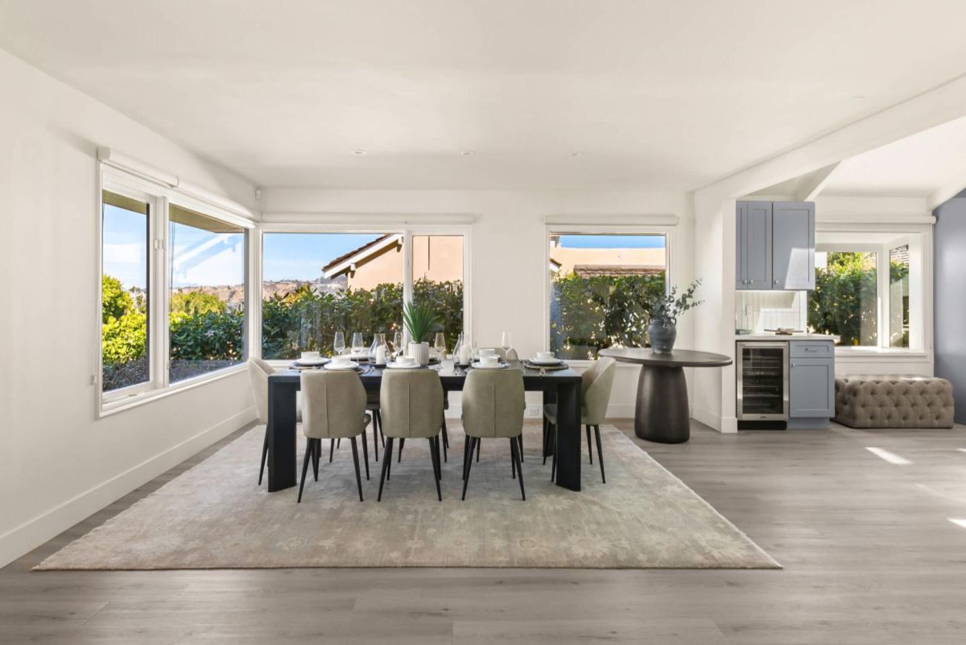 La Jolla Luxe Shores Retreat | Photo 10