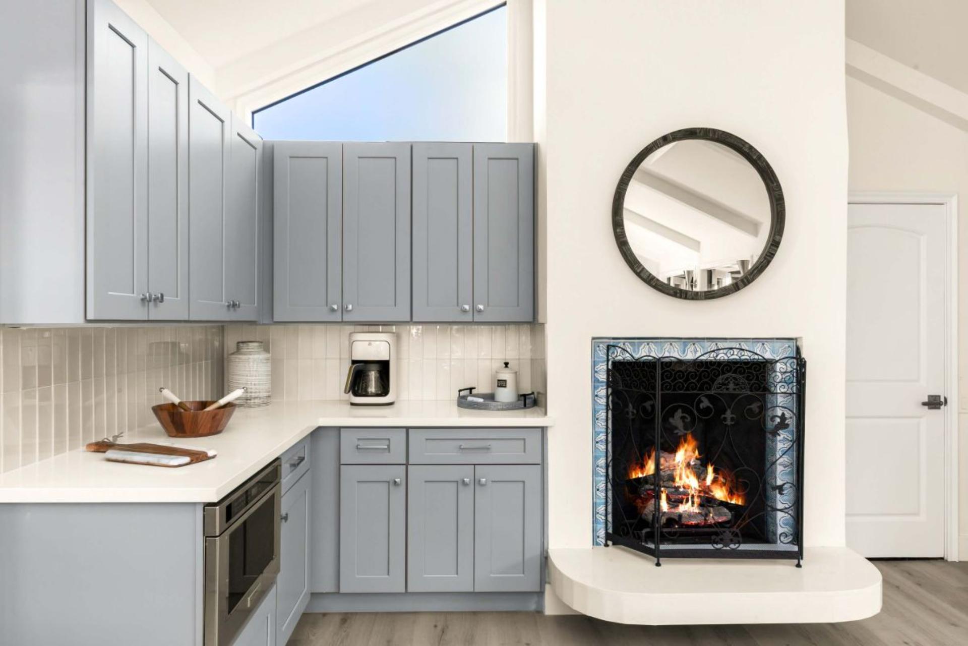 La Jolla Luxe Shores Retreat | Photo 17