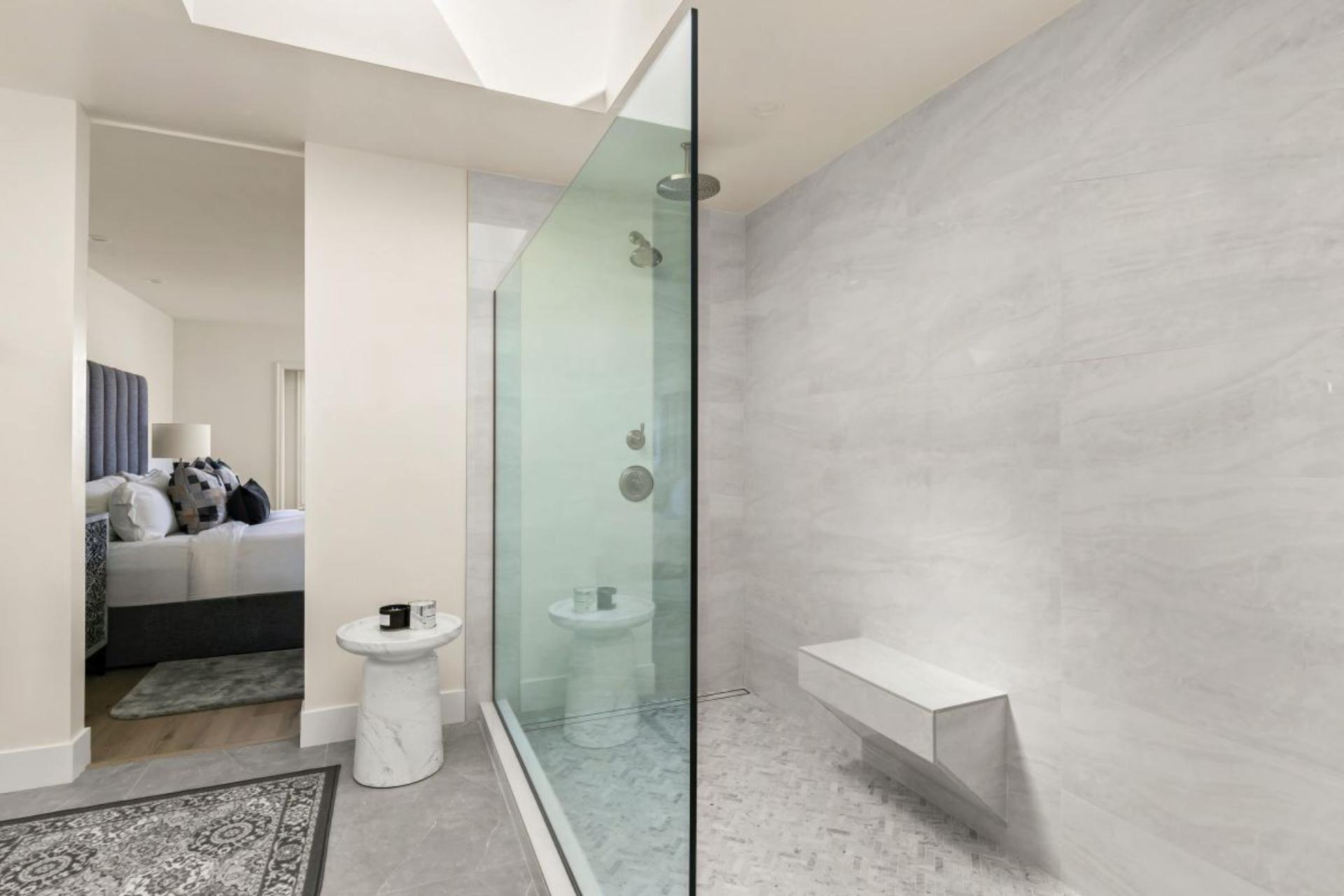 La Jolla Luxe Shores Retreat | Photo 46