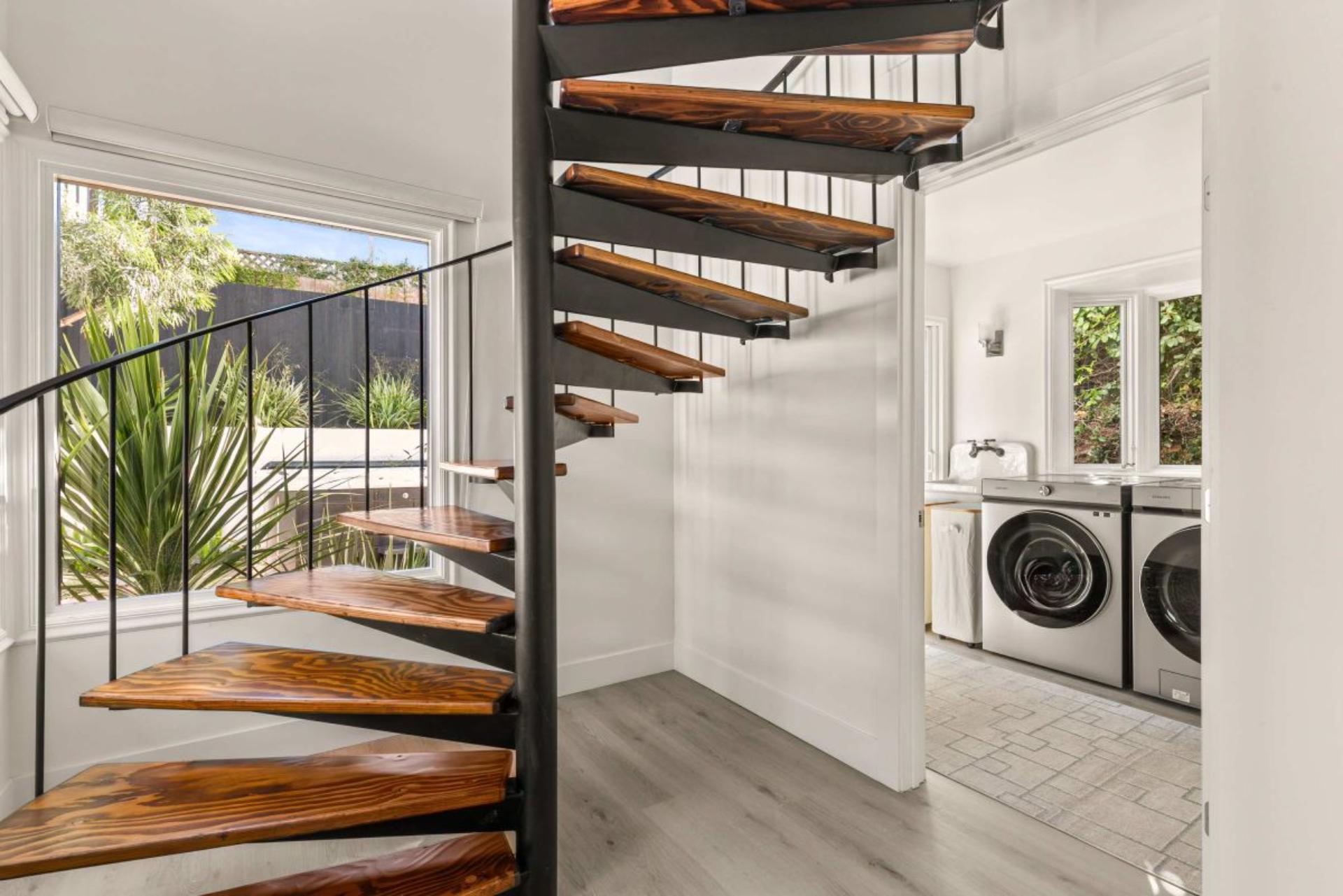 La Jolla Luxe Shores Retreat | Photo 19