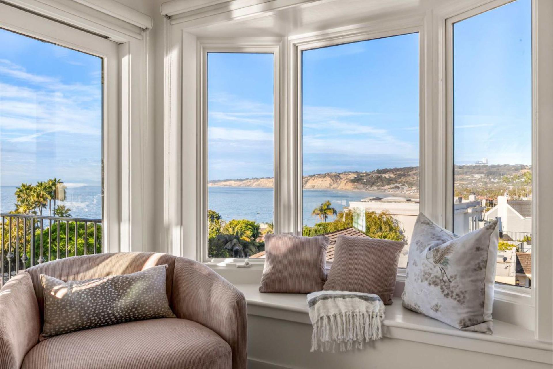 La Jolla Luxe Shores Retreat | Photo 8