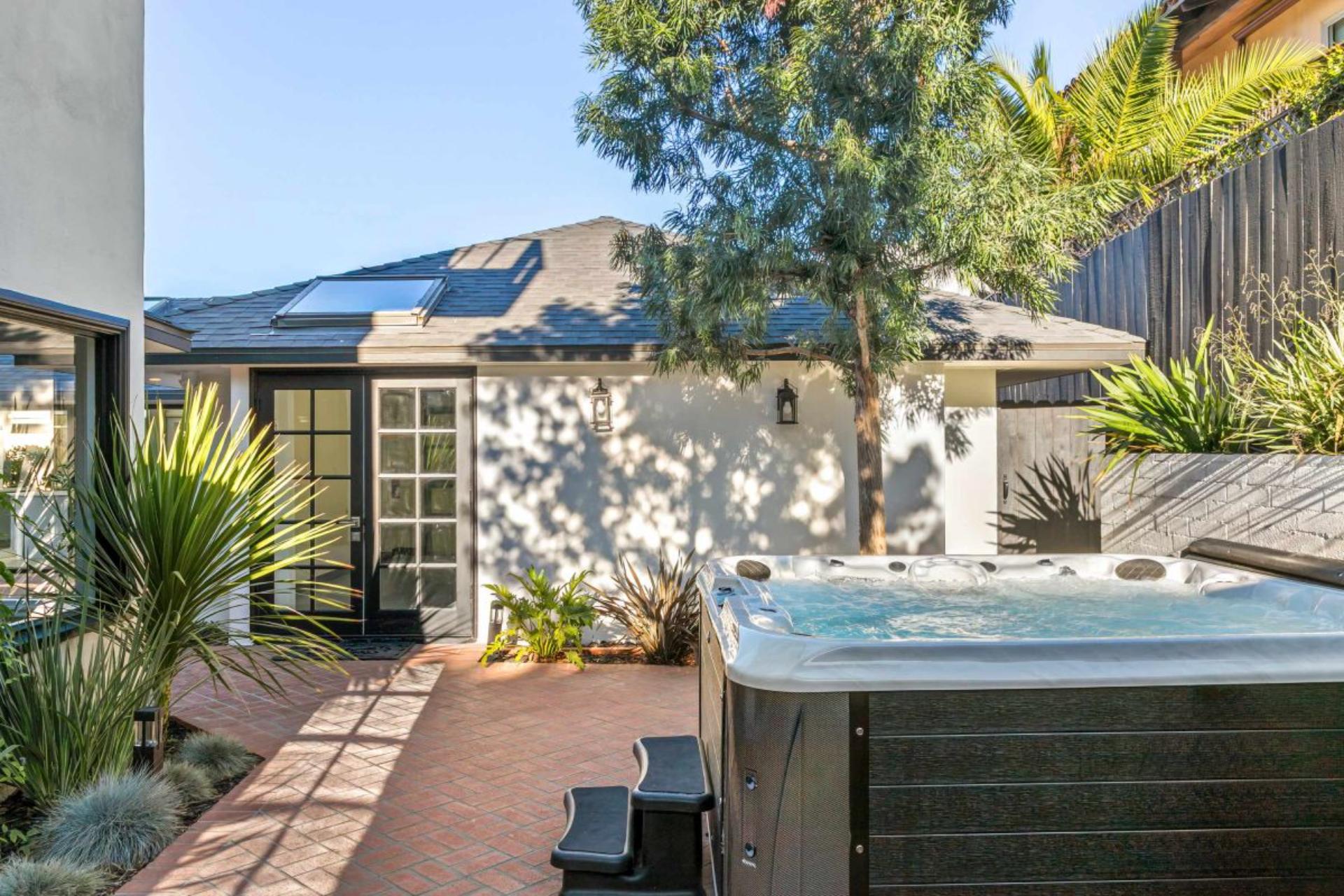 La Jolla Luxe Shores Retreat | Photo 49