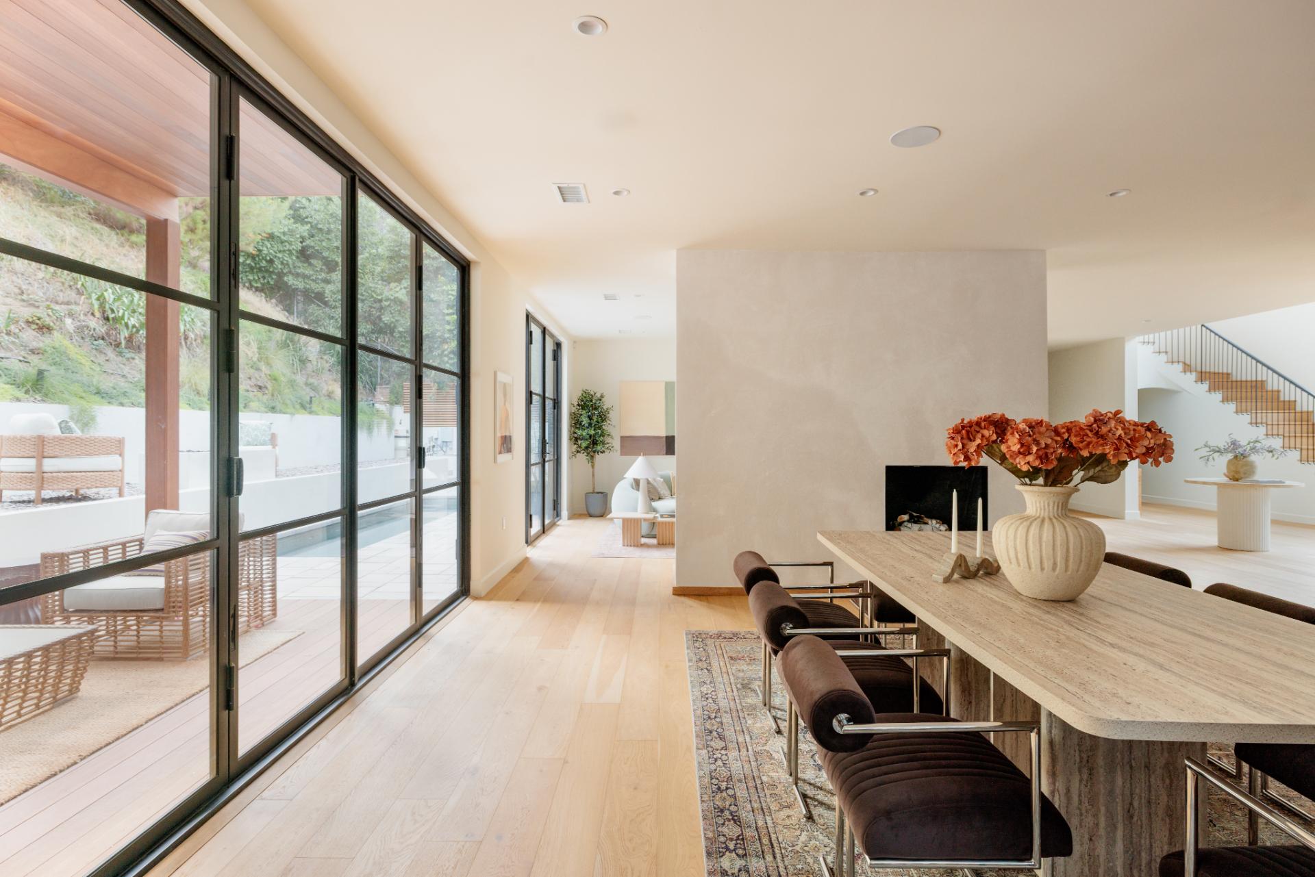 Franklin Crest | Photo 3