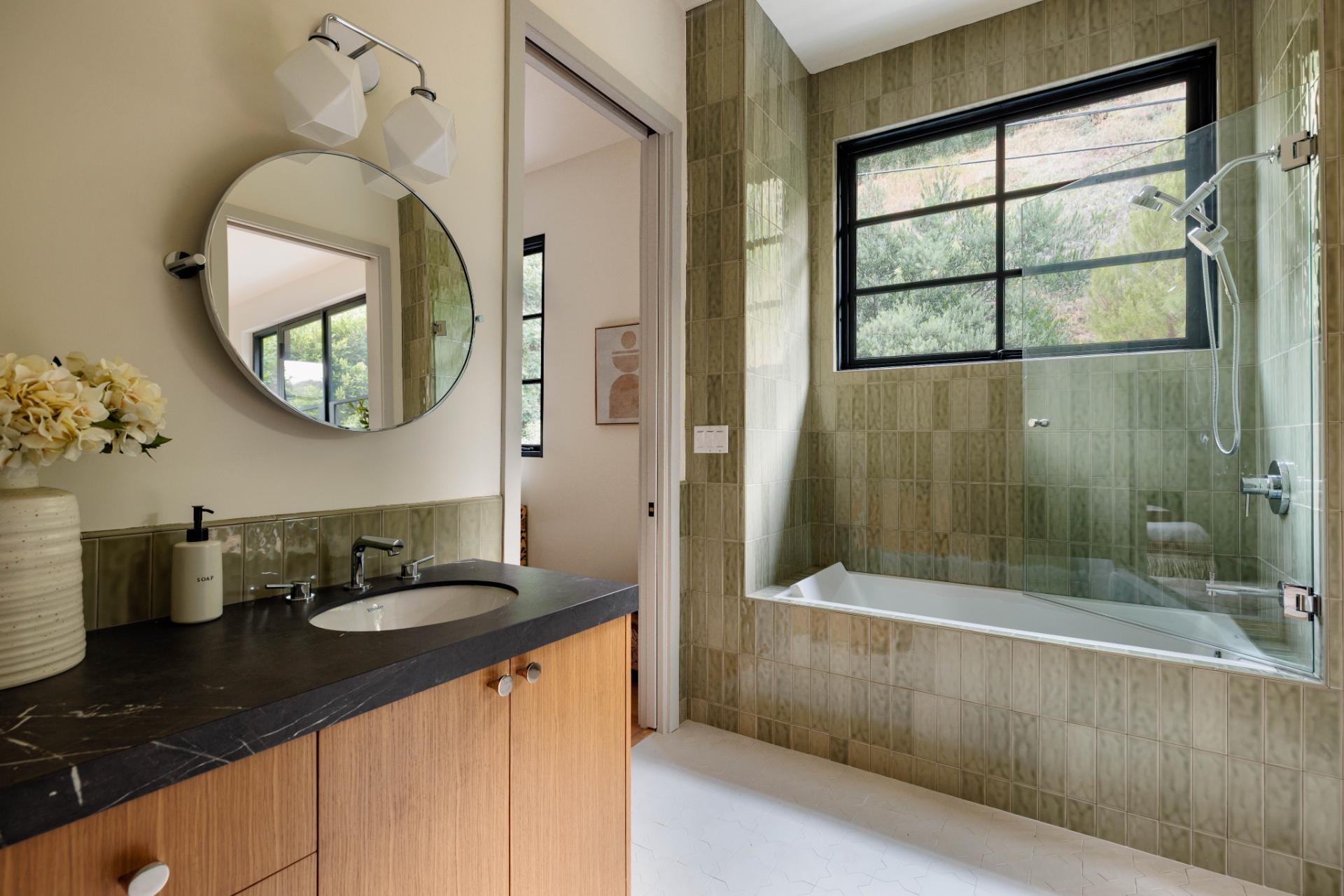 Franklin Crest | Photo 23