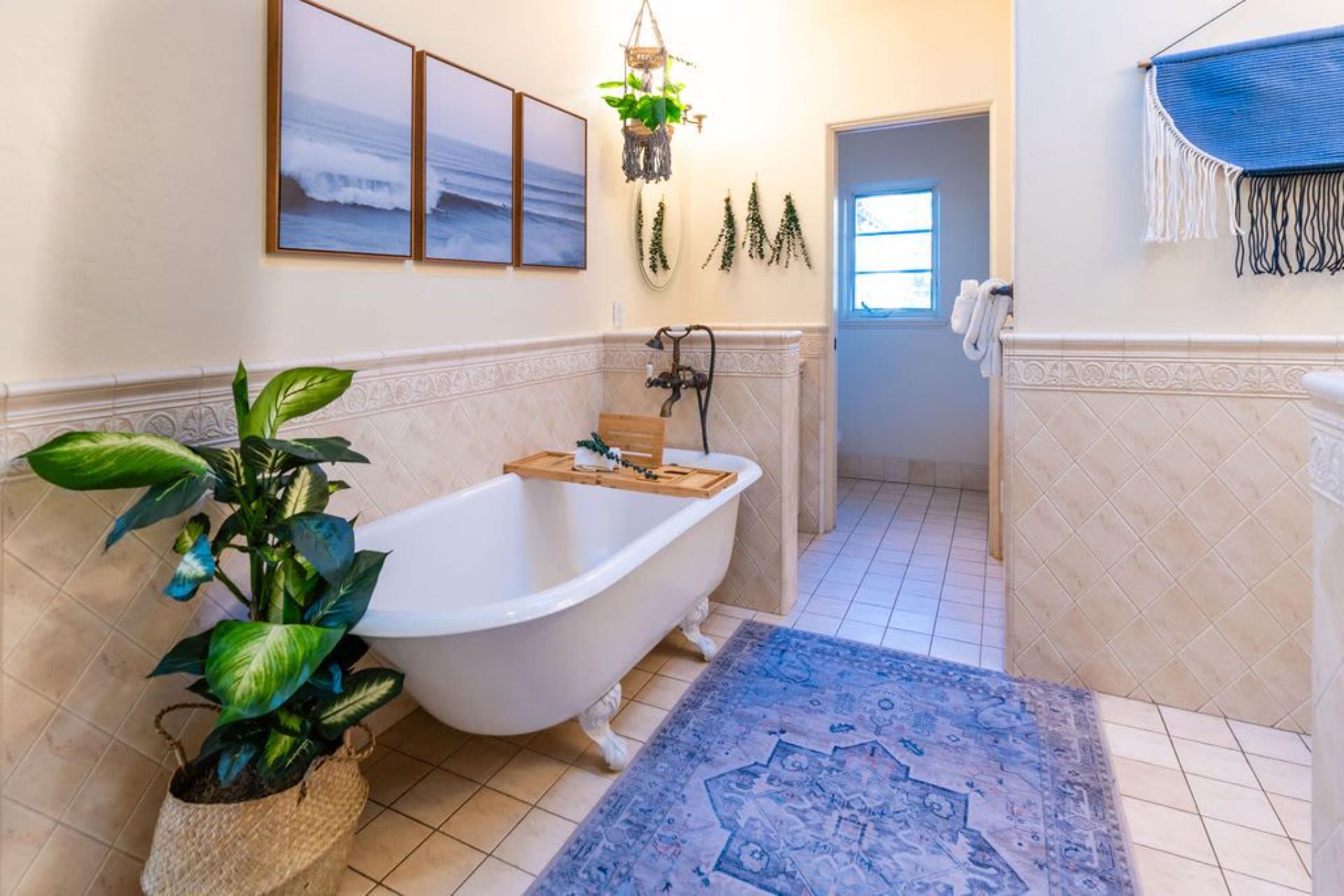 Spanish Coastal Villa | Photo 38