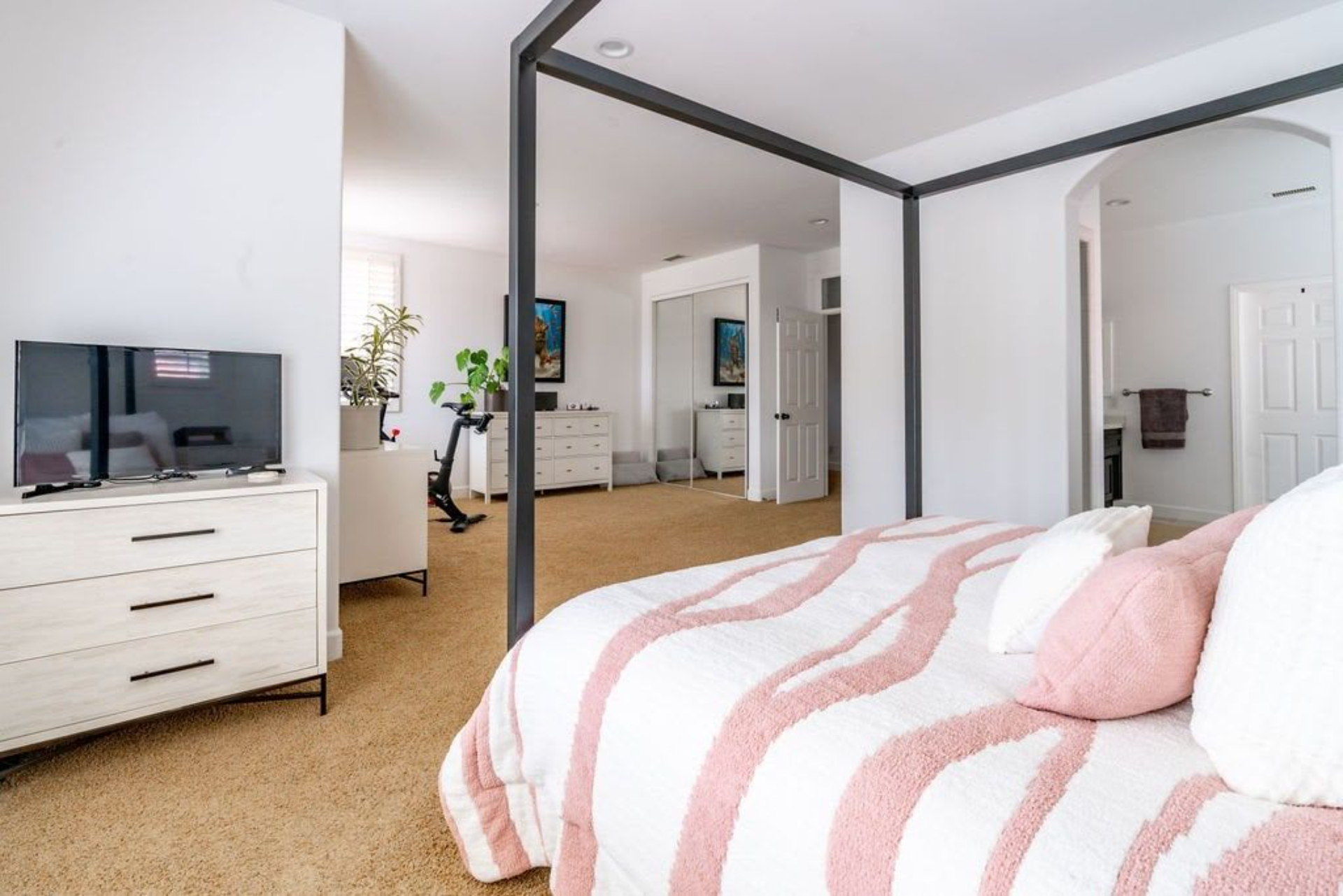 Coastal Carlsbad Dream House-Outdoor-Walk to Beach! | Photo 24