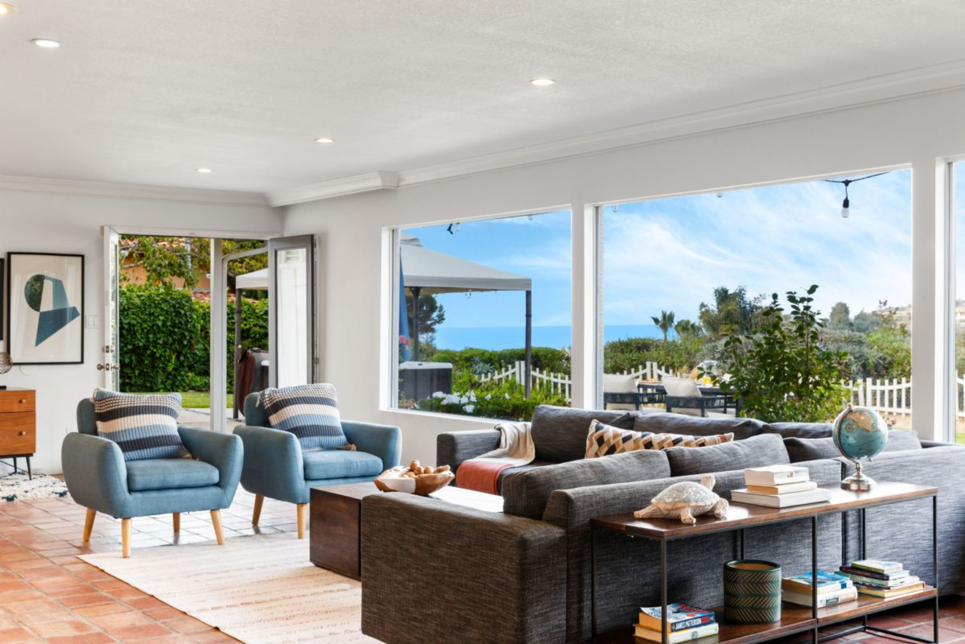 Ocean View Retreat Firepit & Spacious Yard