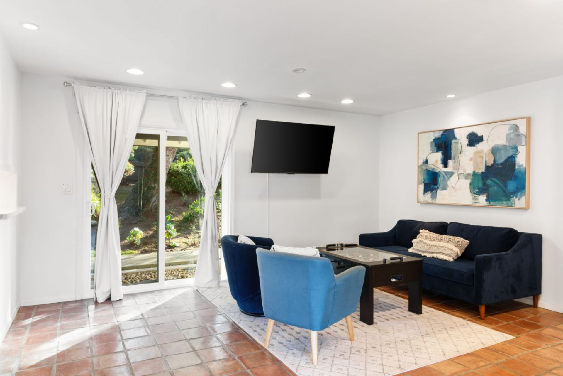 Ocean View Retreat Firepit & Spacious Yard 4