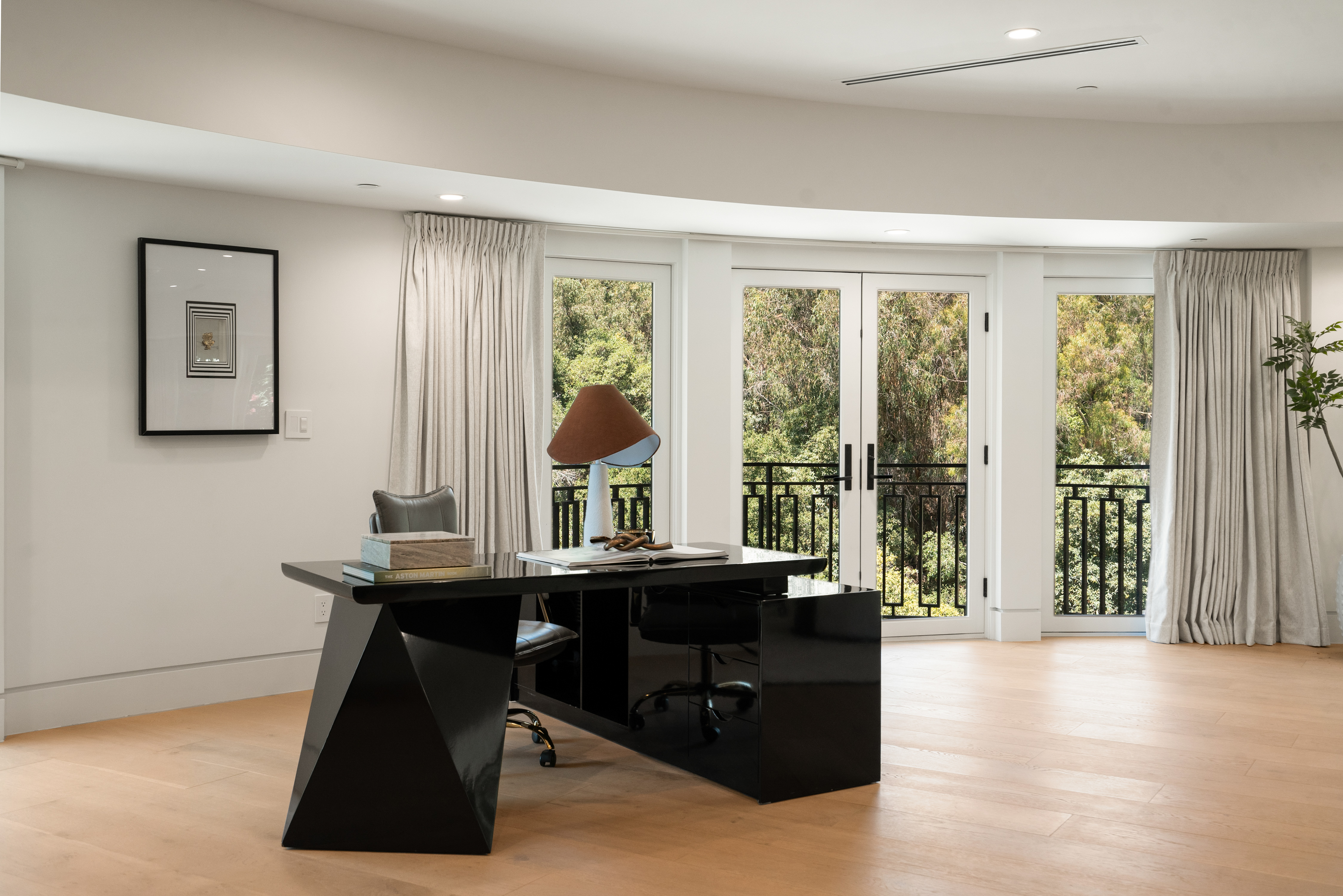 Noble Crest | Photo 59