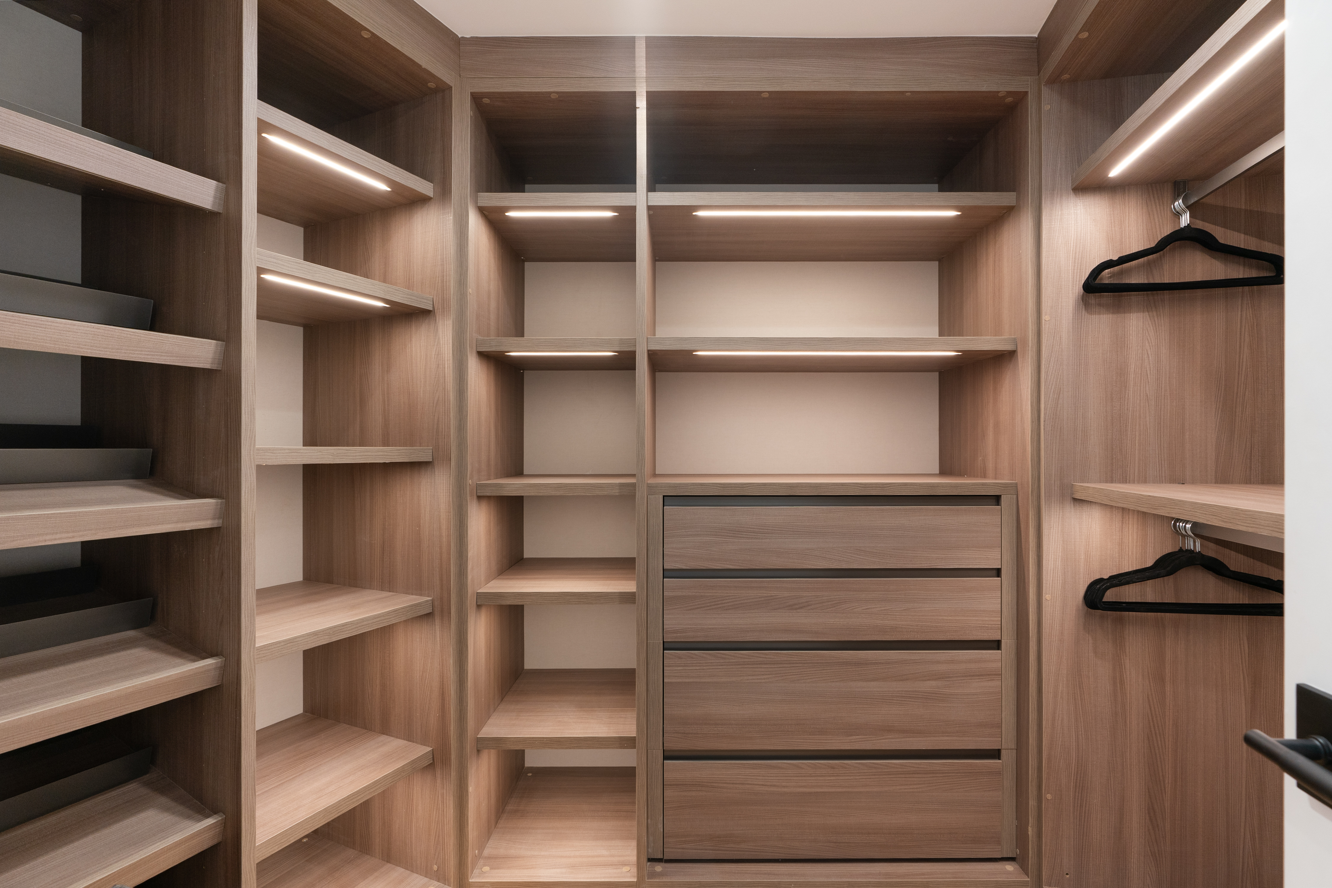 Noble Crest | Photo 33