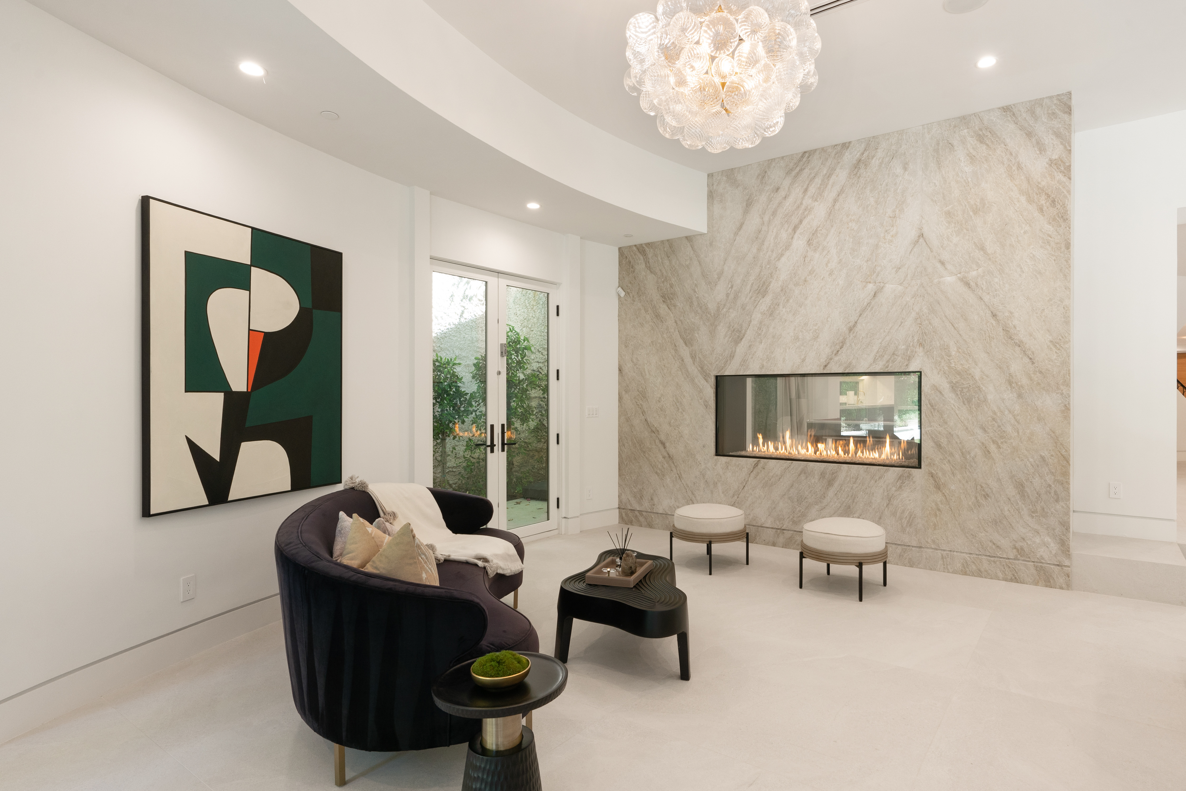 Noble Crest | Photo 14