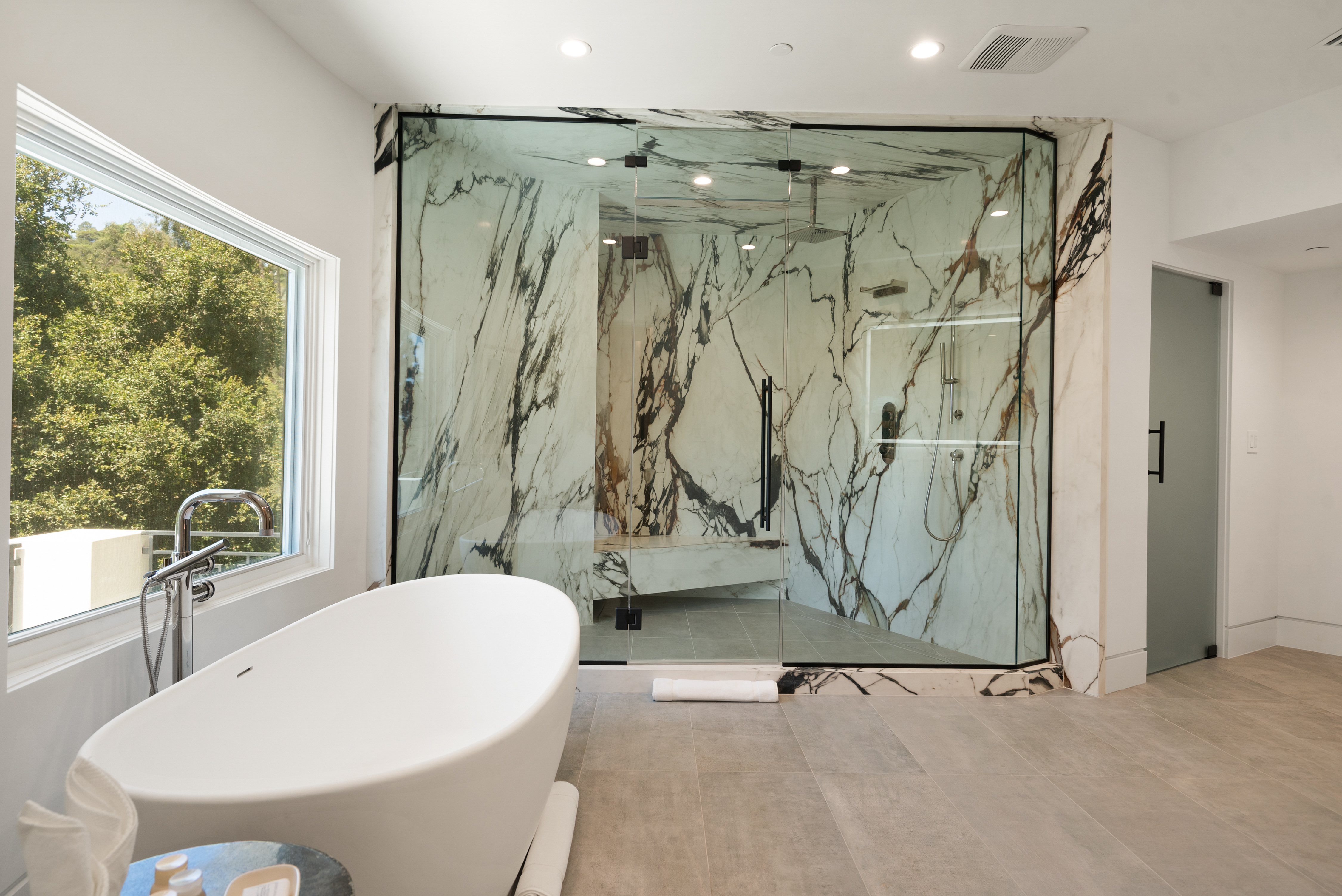 Noble Crest | Photo 34