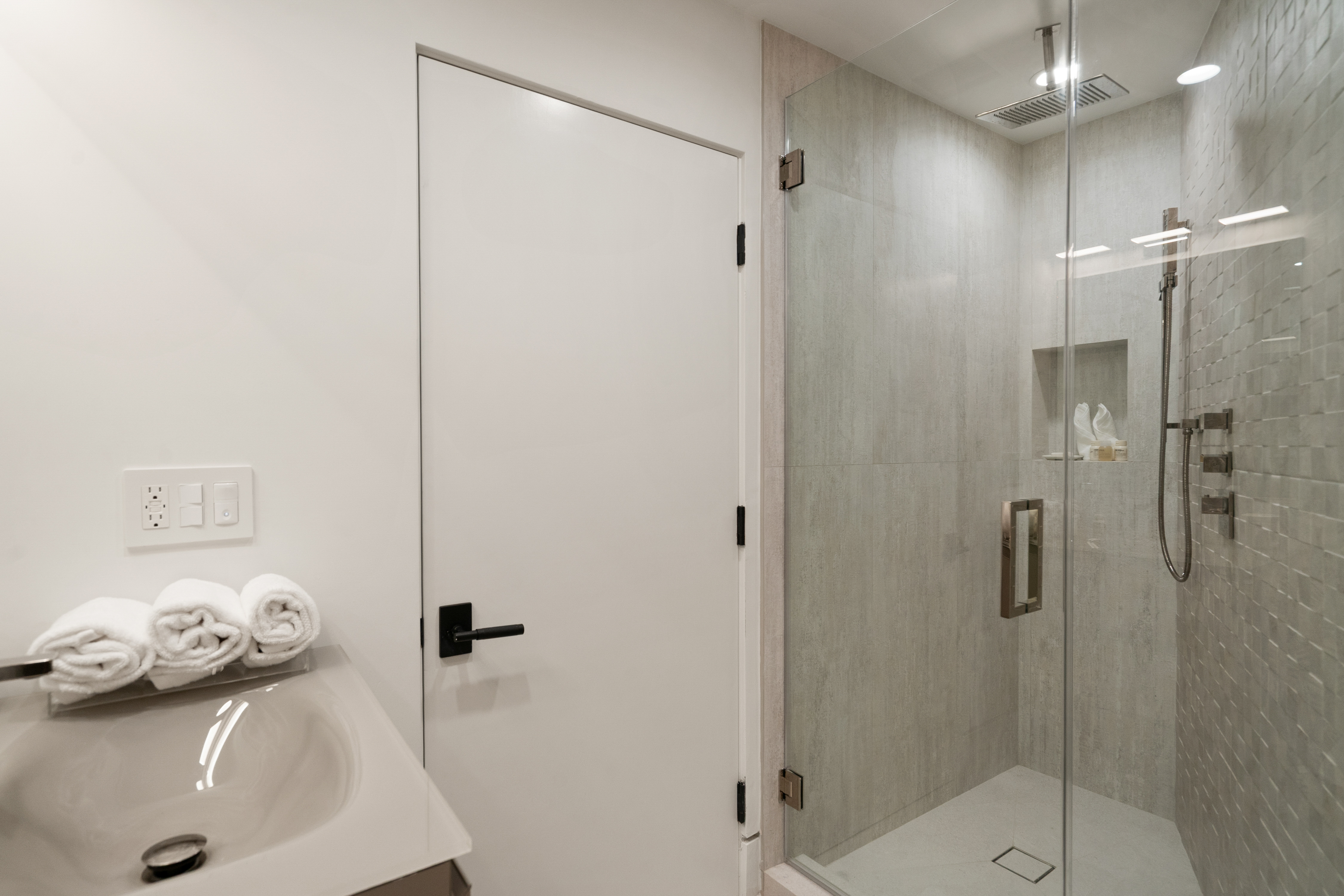 Noble Crest | Photo 41