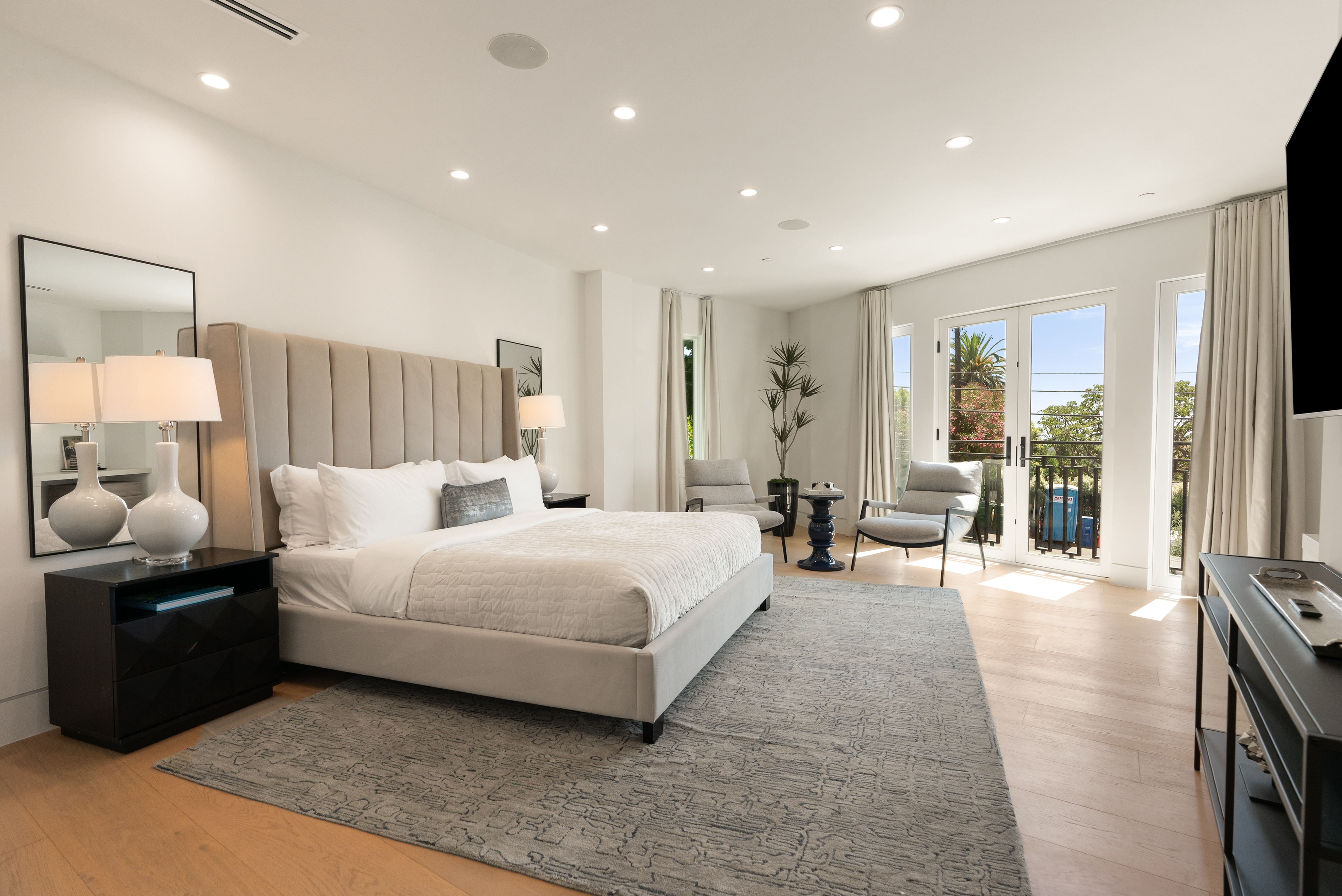 Noble Crest | Photo 44