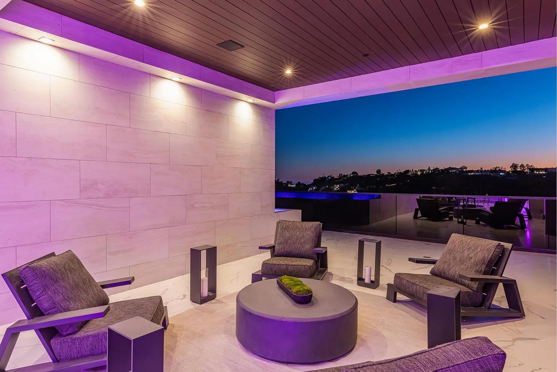 Bel Air Triumph | Photo 26