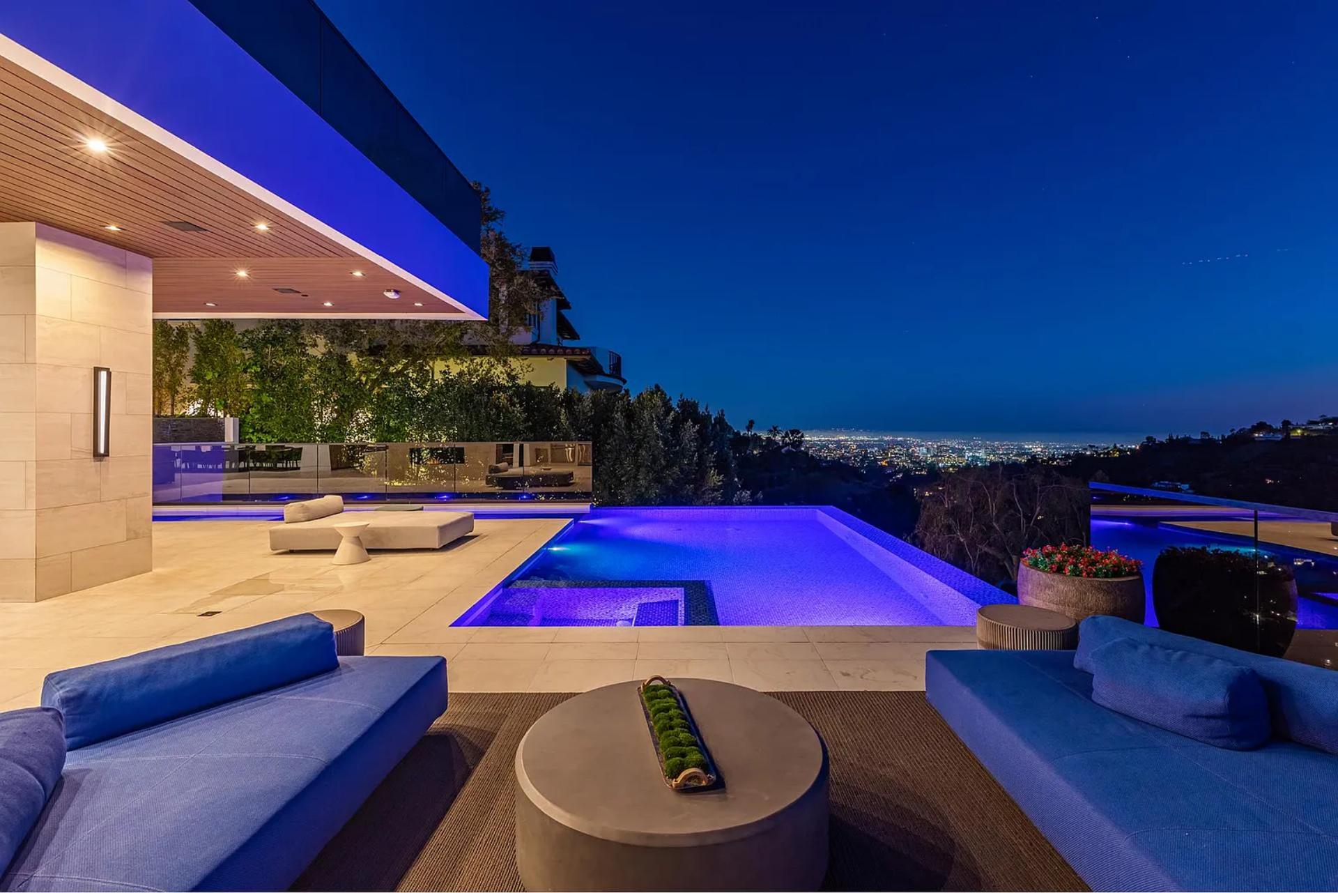 Bel Air Triumph | Photo 5