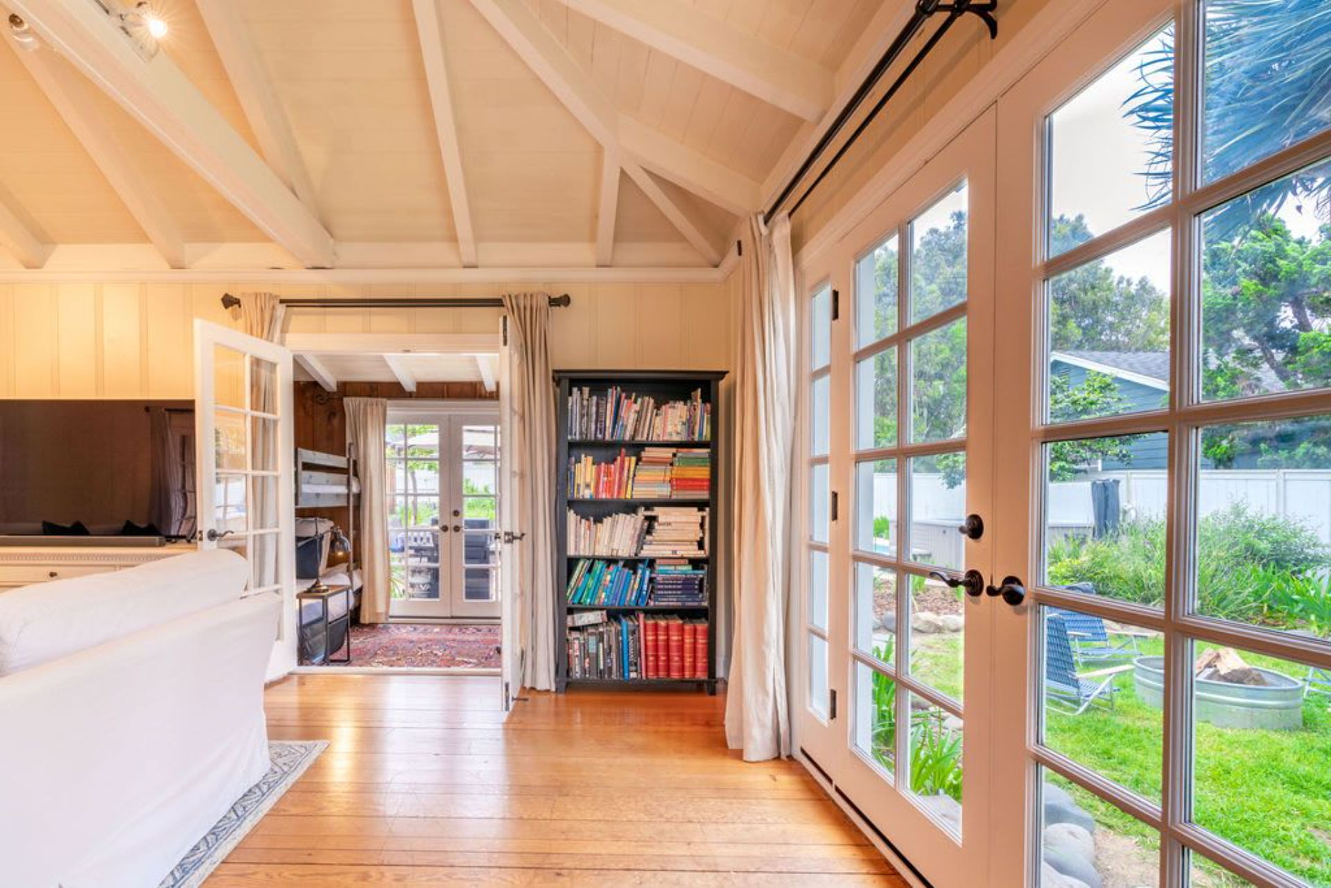 Charming La Jolla Shores Cottage | Photo 42