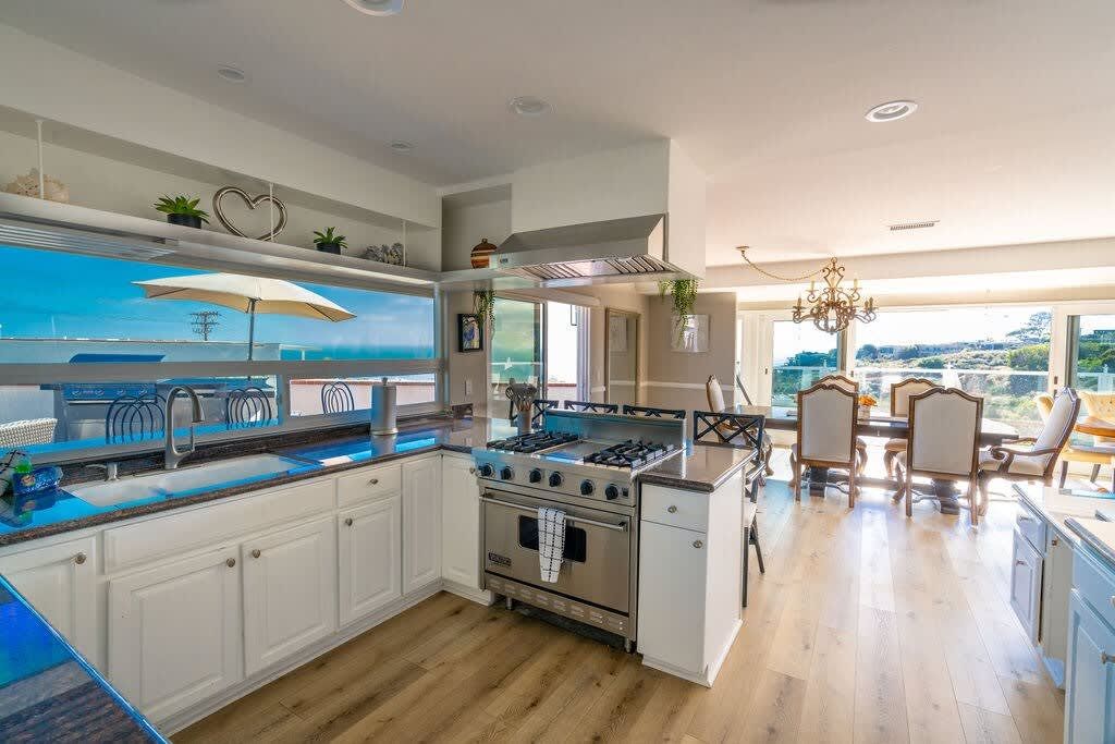 Private Oasis in La Jolla | Photo 13