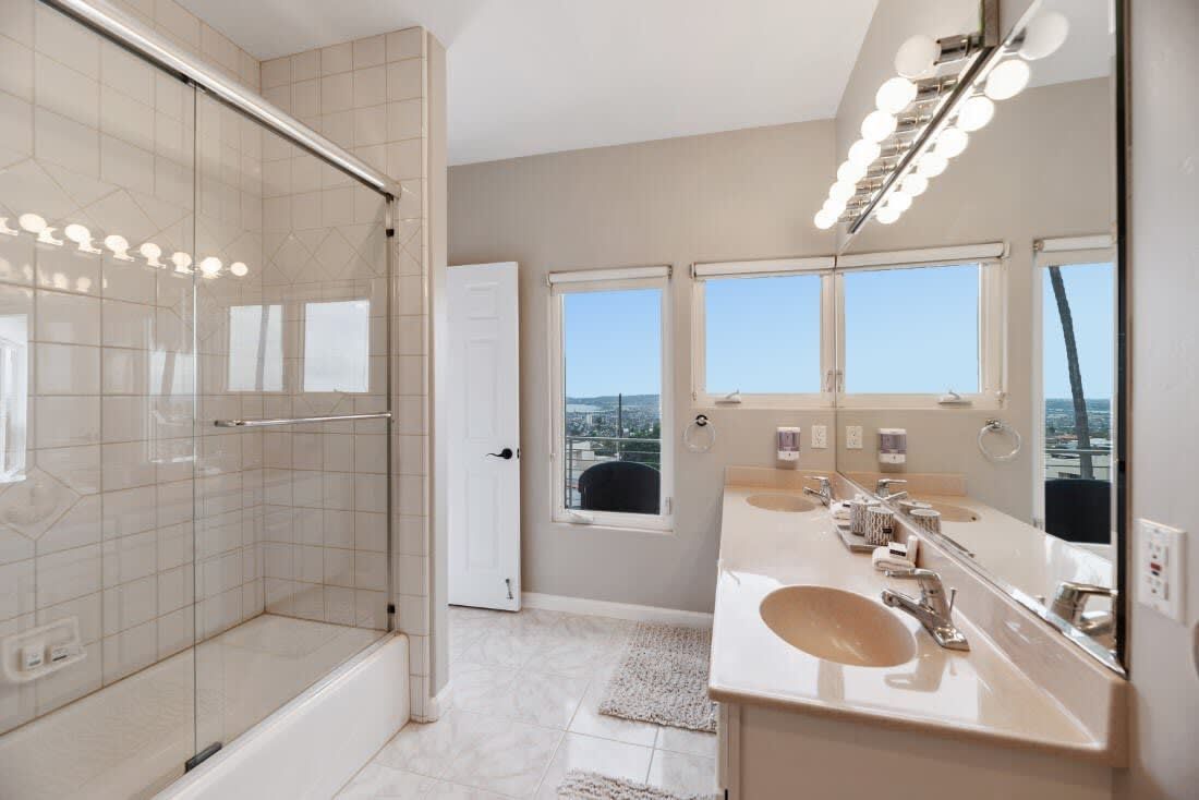 Private Oasis in La Jolla | Photo 34