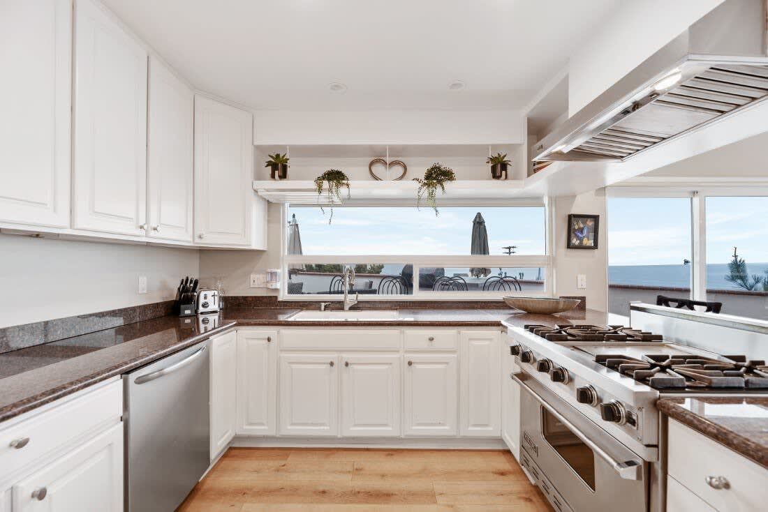 Private Oasis in La Jolla | Photo 12