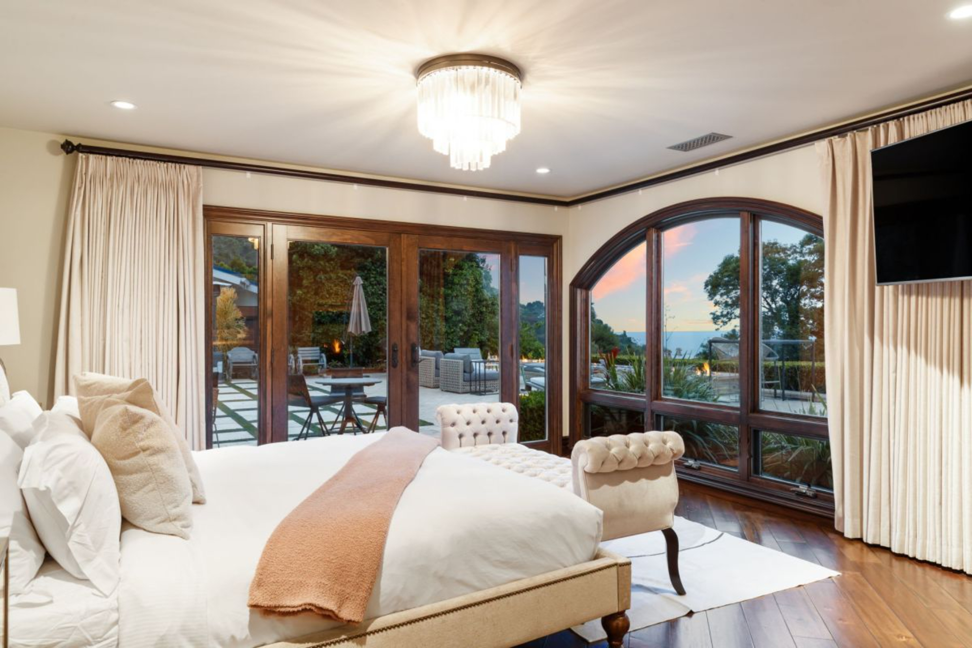 Elegant La Jolla Villa | Photo 71