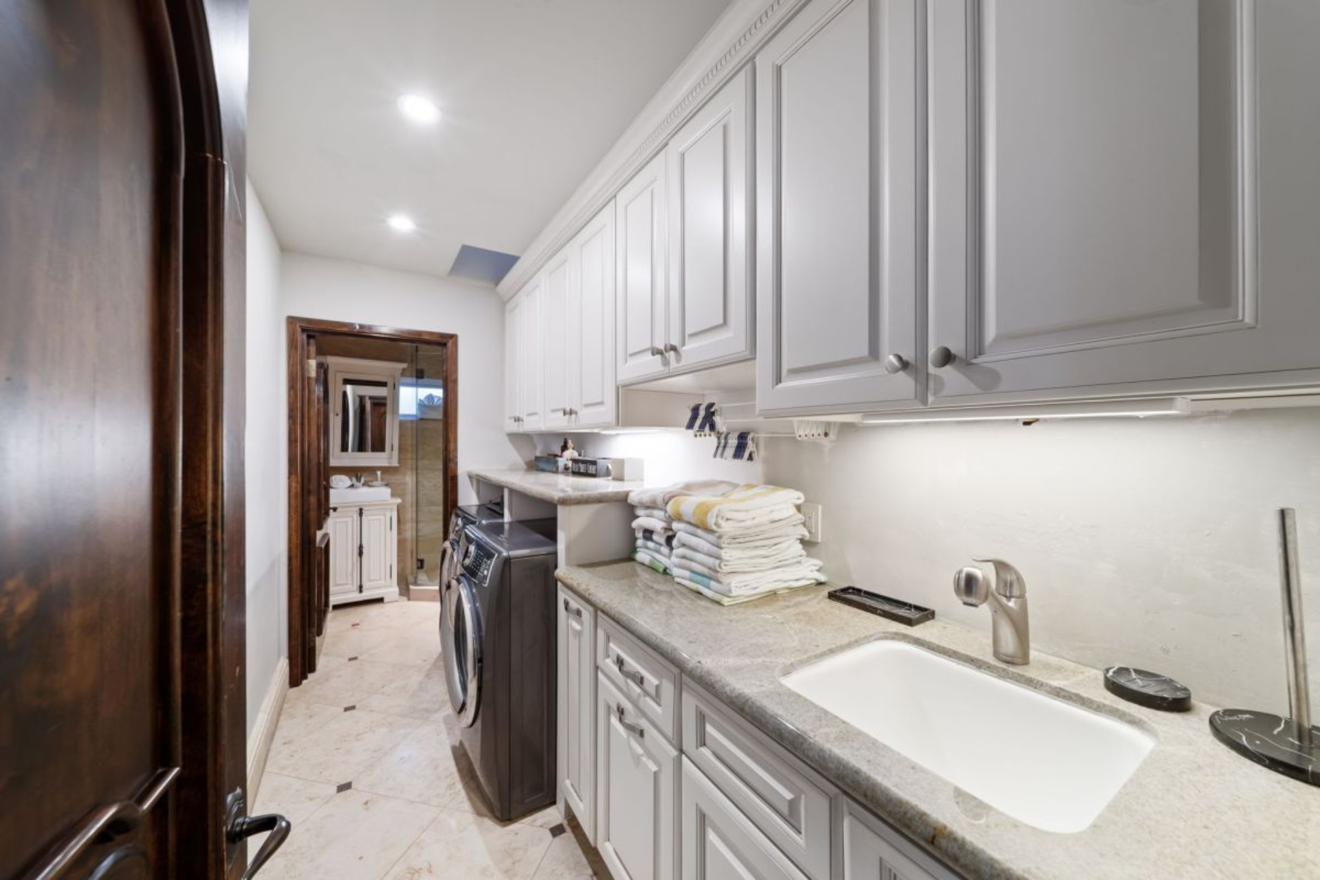 Elegant La Jolla Villa | Photo 82