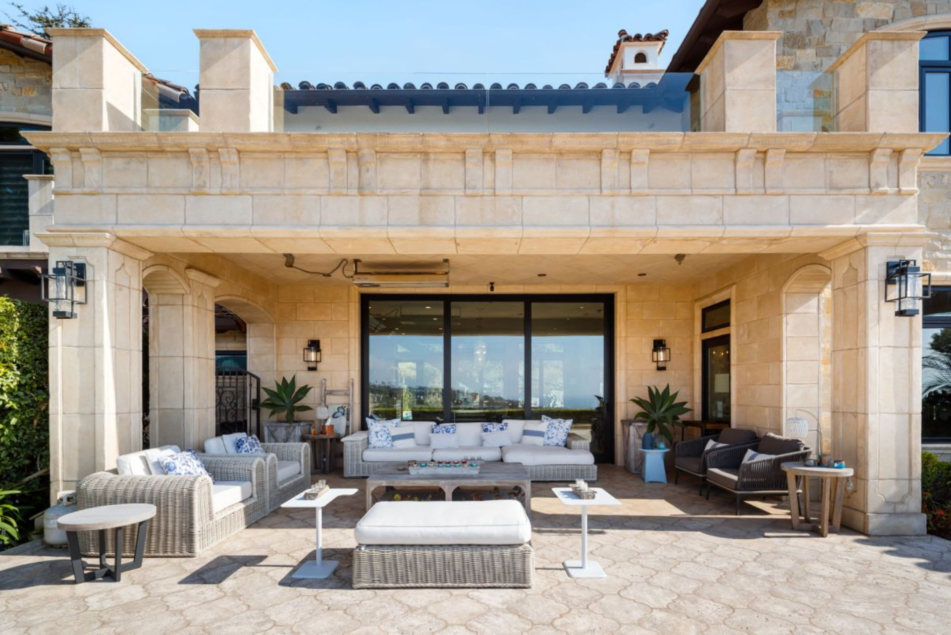 Elegant La Jolla Villa | Photo 49