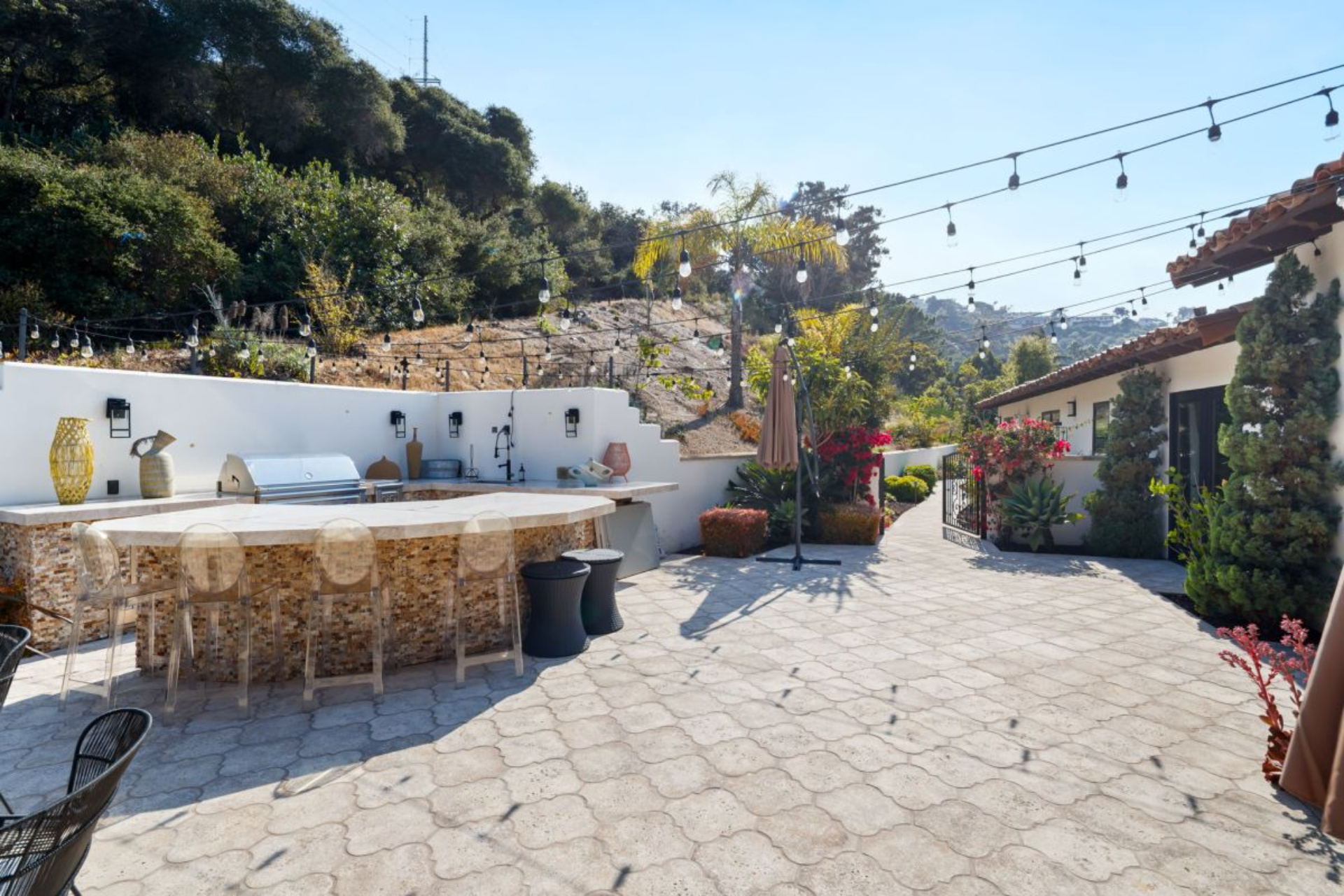 Elegant La Jolla Villa | Photo 40