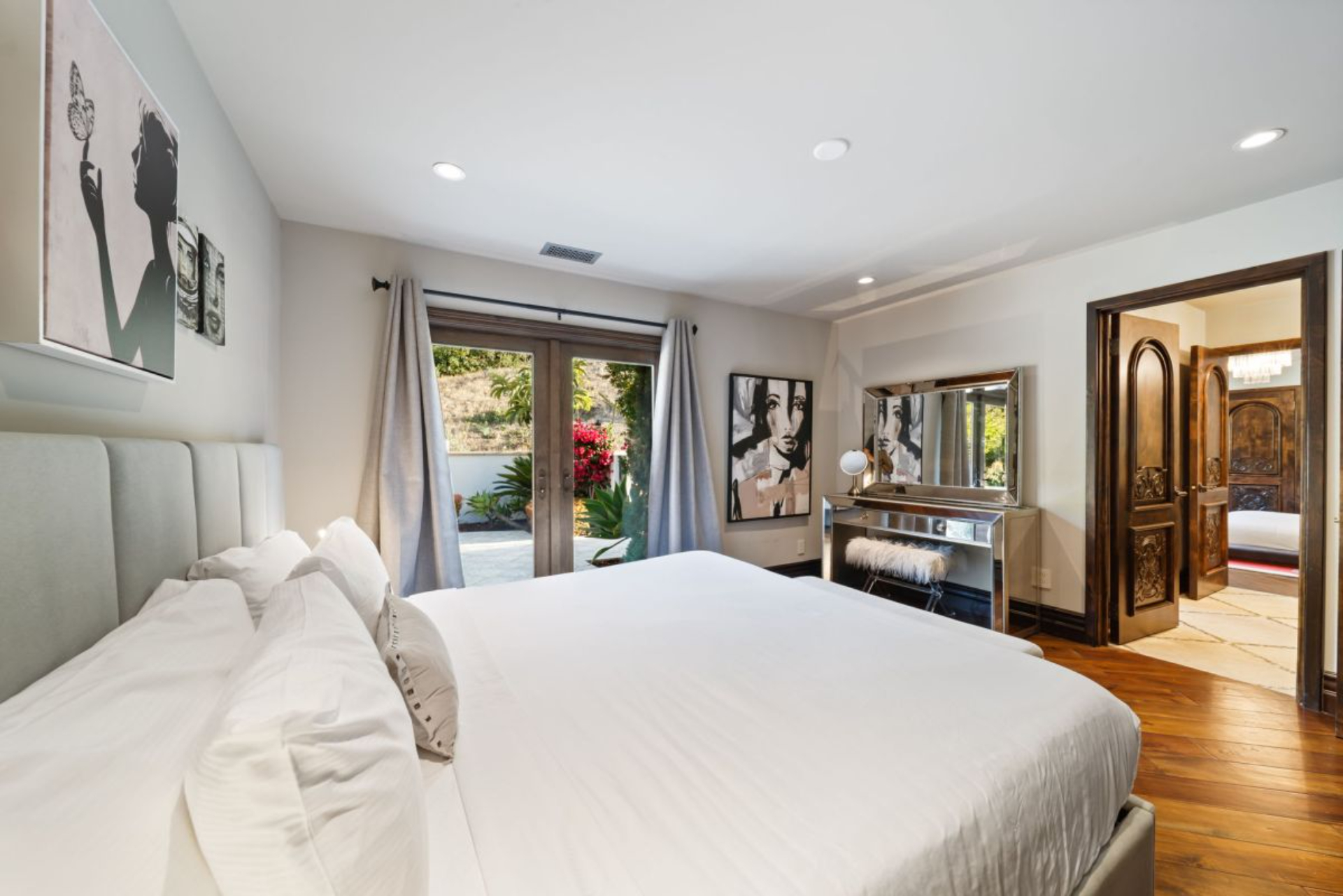 Elegant La Jolla Villa | Photo 67