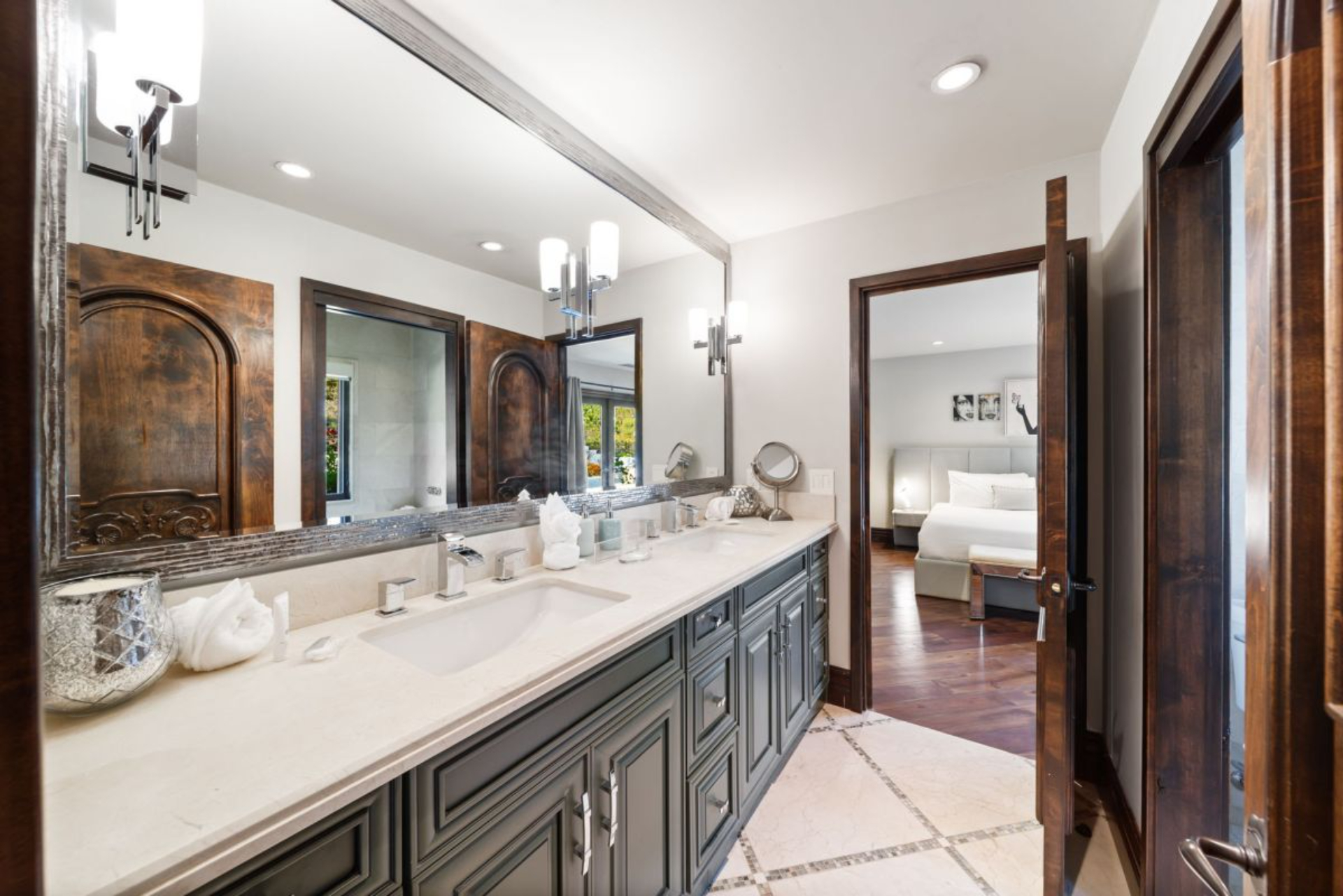 Elegant La Jolla Villa | Photo 65